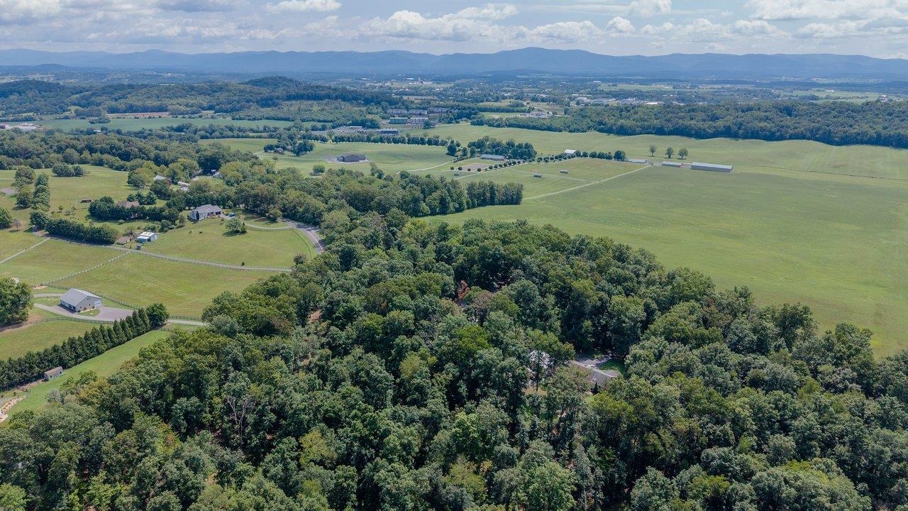 55 BURKES MILL RD, WEYERS CAVE, Virginia 24486, 3 Bedrooms Bedrooms, ,2 BathroomsBathrooms,Residential,55 BURKES MILL RD,680919 MLS # 680919 55 BURKES MILL RD, WEYERS CAVE, Virginia 24486, 3 Bedrooms Bedrooms, ,2 BathroomsBathrooms,Residential,55 BURKES MILL RD,680919 MLS # 680919