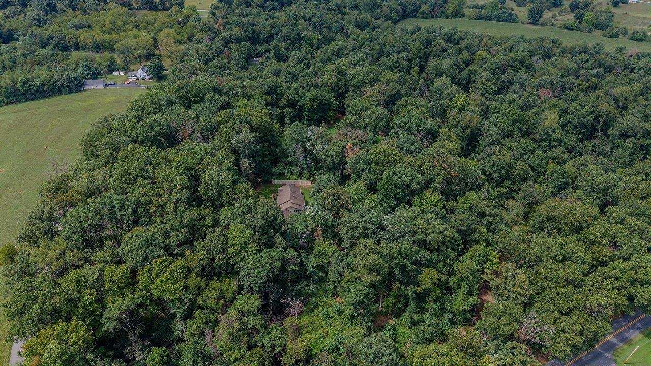55 BURKES MILL RD, WEYERS CAVE, Virginia 24486, 3 Bedrooms Bedrooms, ,2 BathroomsBathrooms,Residential,55 BURKES MILL RD,680919 MLS # 680919 55 BURKES MILL RD, WEYERS CAVE, Virginia 24486, 3 Bedrooms Bedrooms, ,2 BathroomsBathrooms,Residential,55 BURKES MILL RD,680919 MLS # 680919