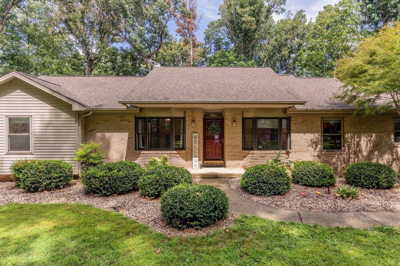 55 BURKES MILL RD, WEYERS CAVE, Virginia 24486, 3 Bedrooms Bedrooms, ,2 BathroomsBathrooms,Residential,55 BURKES MILL RD,680919 MLS # 680919 55 BURKES MILL RD, WEYERS CAVE, Virginia 24486, 3 Bedrooms Bedrooms, ,2 BathroomsBathrooms,Residential,55 BURKES MILL RD,680919 MLS # 680919