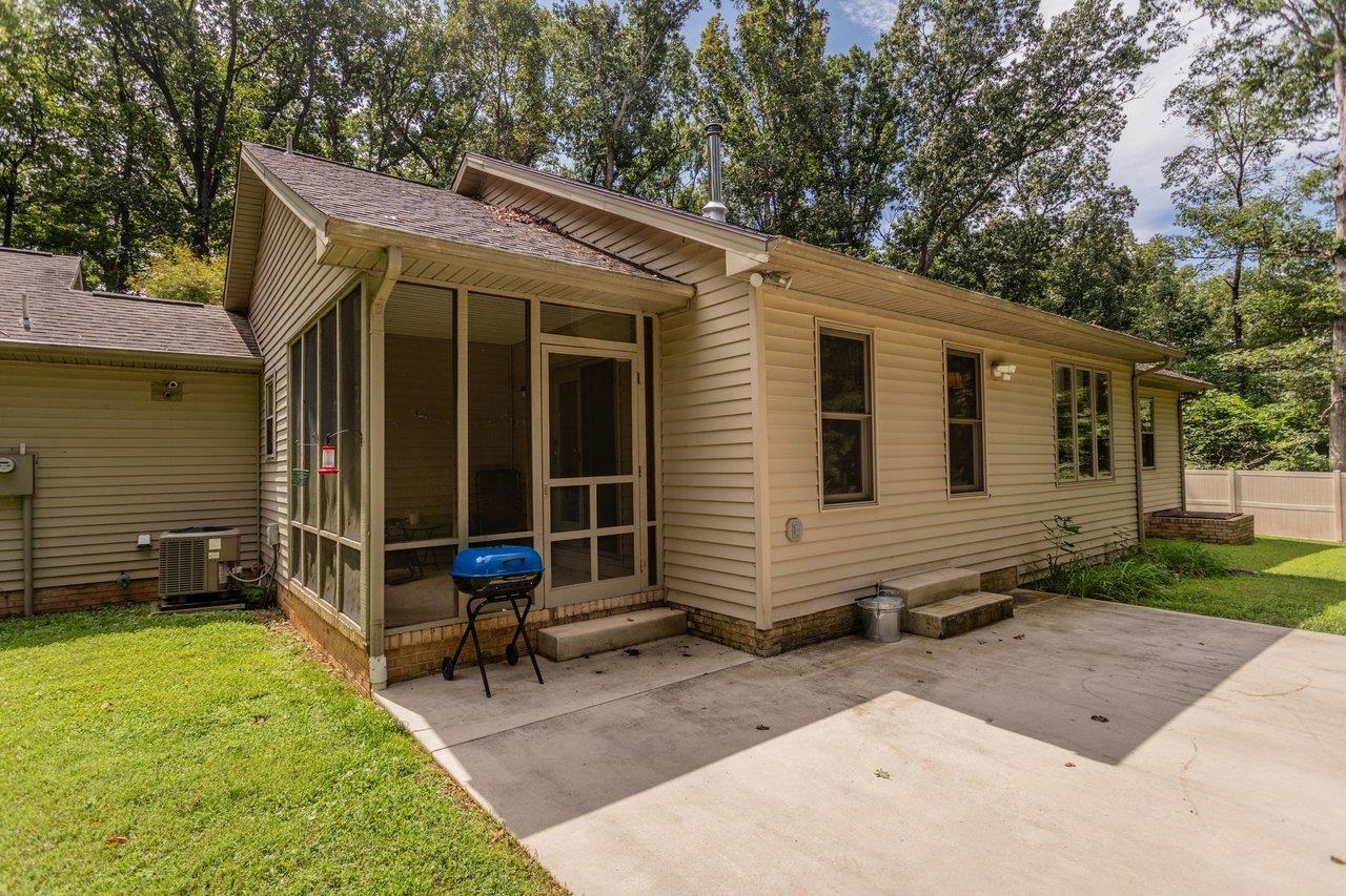 55 BURKES MILL RD, WEYERS CAVE, Virginia 24486, 3 Bedrooms Bedrooms, ,2 BathroomsBathrooms,Residential,55 BURKES MILL RD,680919 MLS # 680919 55 BURKES MILL RD, WEYERS CAVE, Virginia 24486, 3 Bedrooms Bedrooms, ,2 BathroomsBathrooms,Residential,55 BURKES MILL RD,680919 MLS # 680919