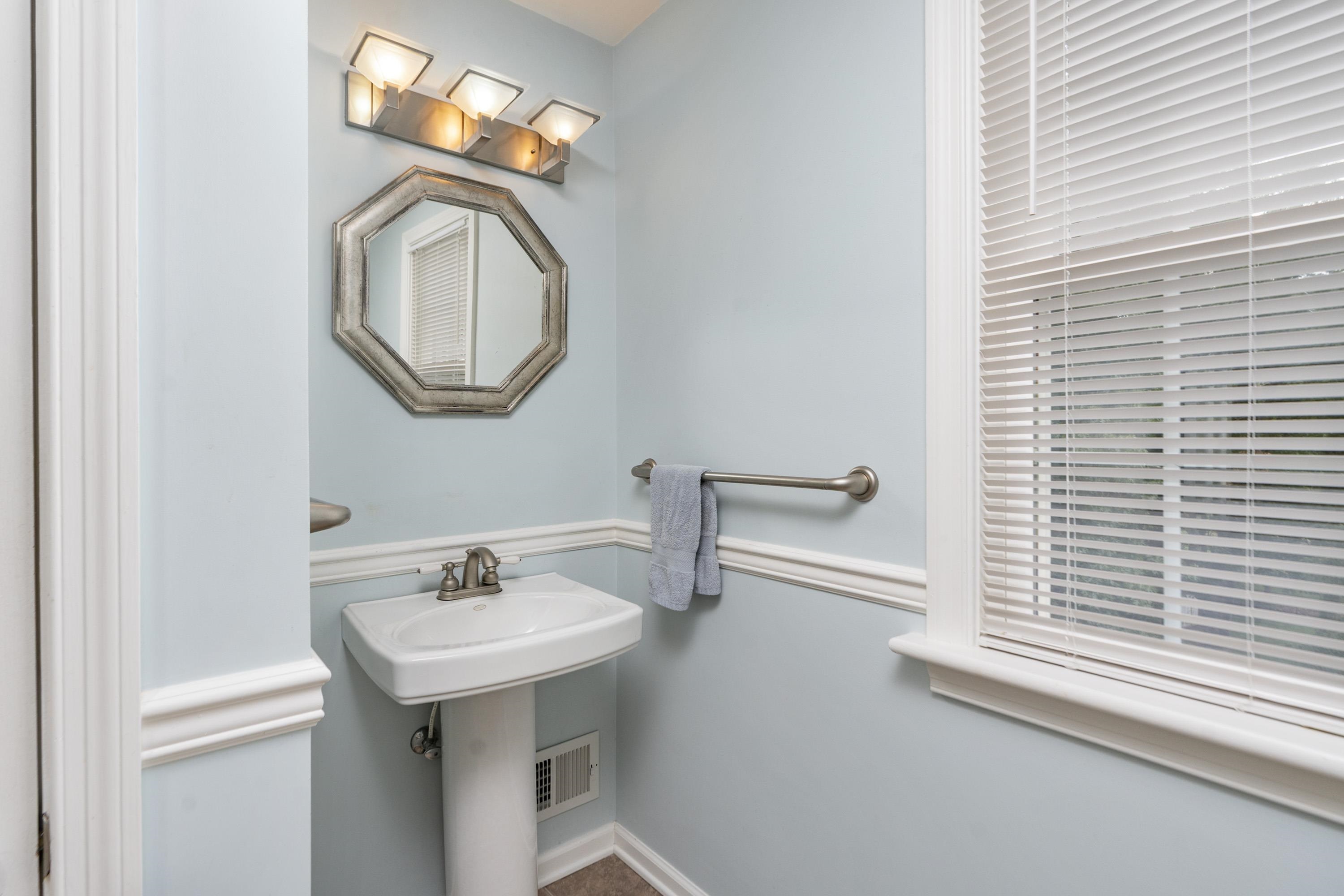 753 HILLCREST DR, STAUNTON, Virginia 24401, 4 Bedrooms Bedrooms, ,2 BathroomsBathrooms,Residential,753 HILLCREST DR,680925 MLS # 680925 753 HILLCREST DR, STAUNTON, Virginia 24401, 4 Bedrooms Bedrooms, ,2 BathroomsBathrooms,Residential,753 HILLCREST DR,680925 MLS # 680925