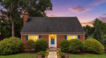 753 HILLCREST DR, STAUNTON, Virginia 24401, 4 Bedrooms Bedrooms, ,2 BathroomsBathrooms,Residential,753 HILLCREST DR,680925 MLS # 680925