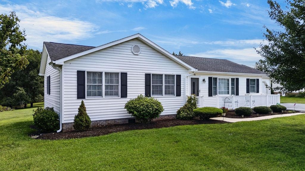 24 WARREN CIR, FISHERSVILLE, Virginia 22939, 3 Bedrooms Bedrooms, ,2 BathroomsBathrooms,Residential,24 WARREN CIR,680929 MLS # 680929 24 WARREN CIR, FISHERSVILLE, Virginia 22939, 3 Bedrooms Bedrooms, ,2 BathroomsBathrooms,Residential,24 WARREN CIR,680929 MLS # 680929