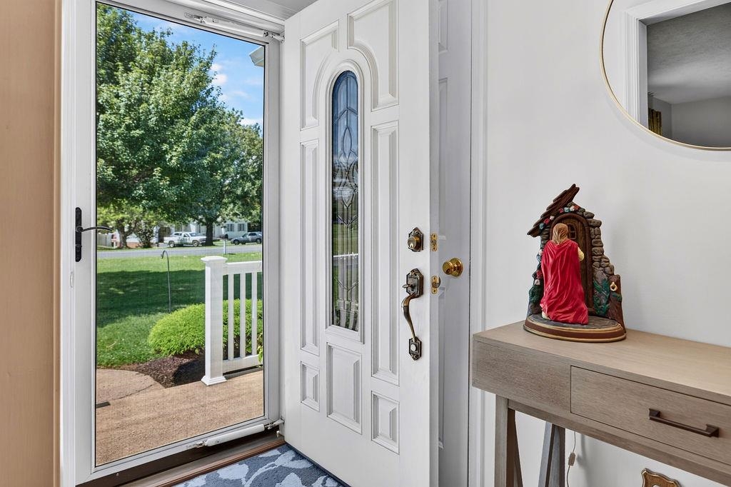 24 WARREN CIR, FISHERSVILLE, Virginia 22939, 3 Bedrooms Bedrooms, ,2 BathroomsBathrooms,Residential,24 WARREN CIR,680929 MLS # 680929 24 WARREN CIR, FISHERSVILLE, Virginia 22939, 3 Bedrooms Bedrooms, ,2 BathroomsBathrooms,Residential,24 WARREN CIR,680929 MLS # 680929