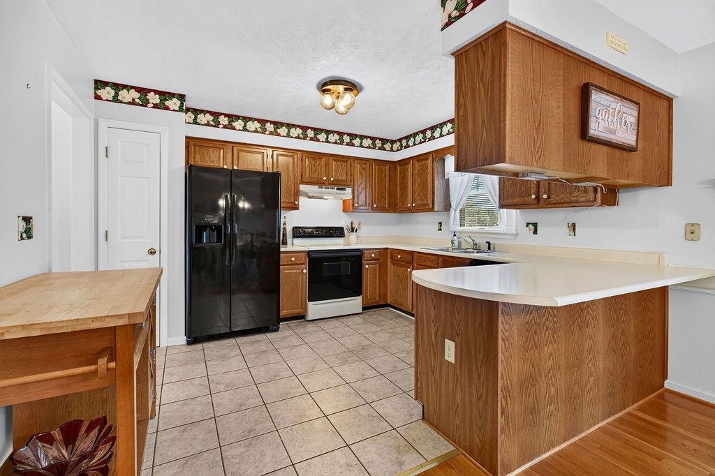 24 WARREN CIR, FISHERSVILLE, Virginia 22939, 3 Bedrooms Bedrooms, ,2 BathroomsBathrooms,Residential,24 WARREN CIR,680929 MLS # 680929 24 WARREN CIR, FISHERSVILLE, Virginia 22939, 3 Bedrooms Bedrooms, ,2 BathroomsBathrooms,Residential,24 WARREN CIR,680929 MLS # 680929