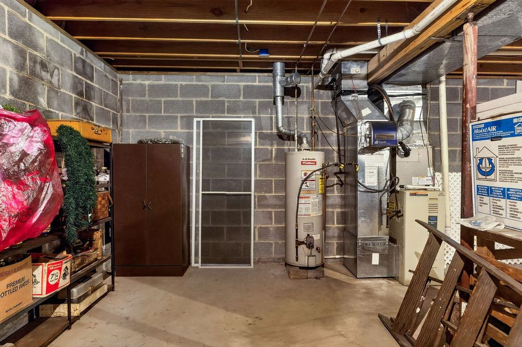 24 WARREN CIR, FISHERSVILLE, Virginia 22939, 3 Bedrooms Bedrooms, ,2 BathroomsBathrooms,Residential,24 WARREN CIR,680929 MLS # 680929 24 WARREN CIR, FISHERSVILLE, Virginia 22939, 3 Bedrooms Bedrooms, ,2 BathroomsBathrooms,Residential,24 WARREN CIR,680929 MLS # 680929