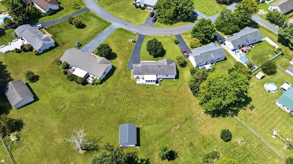 24 WARREN CIR, FISHERSVILLE, Virginia 22939, 3 Bedrooms Bedrooms, ,2 BathroomsBathrooms,Residential,24 WARREN CIR,680929 MLS # 680929 24 WARREN CIR, FISHERSVILLE, Virginia 22939, 3 Bedrooms Bedrooms, ,2 BathroomsBathrooms,Residential,24 WARREN CIR,680929 MLS # 680929