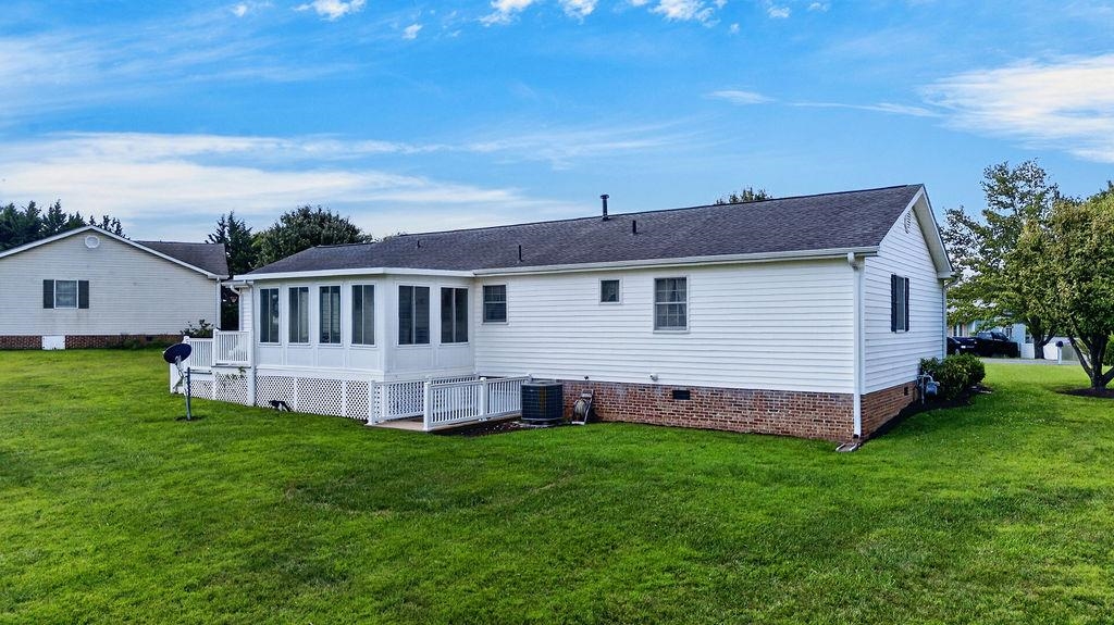 24 WARREN CIR, FISHERSVILLE, Virginia 22939, 3 Bedrooms Bedrooms, ,2 BathroomsBathrooms,Residential,24 WARREN CIR,680929 MLS # 680929 24 WARREN CIR, FISHERSVILLE, Virginia 22939, 3 Bedrooms Bedrooms, ,2 BathroomsBathrooms,Residential,24 WARREN CIR,680929 MLS # 680929