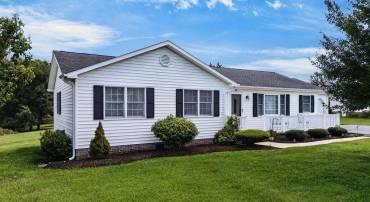 24 WARREN CIR, FISHERSVILLE, Virginia 22939, 3 Bedrooms Bedrooms, ,2 BathroomsBathrooms,Residential,24 WARREN CIR,680929 MLS # 680929