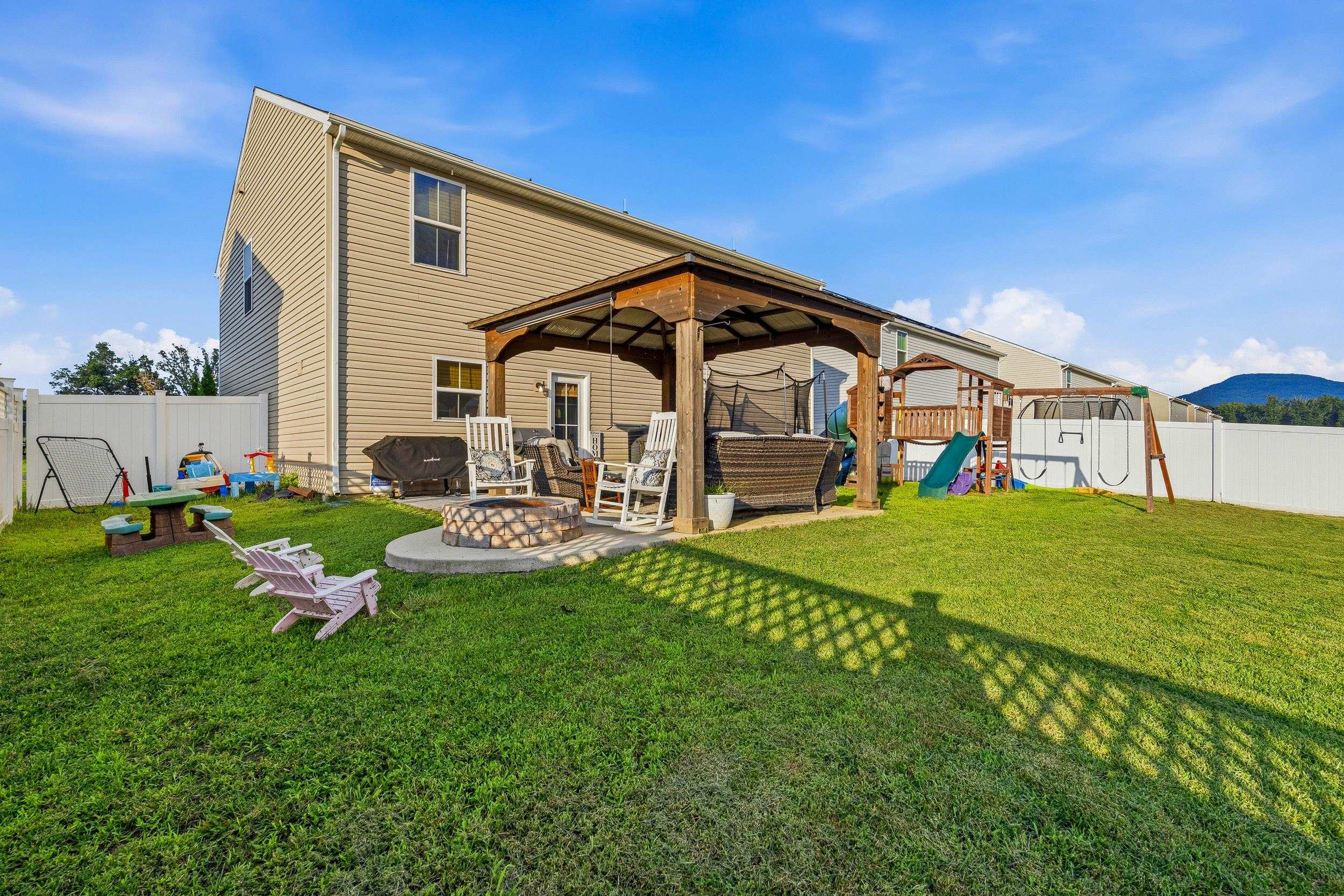 1203 FLATT LN, GROTTOES, Virginia 24441, 4 Bedrooms Bedrooms, ,2 BathroomsBathrooms,Residential,1203 FLATT LN,680938 MLS # 680938 1203 FLATT LN, GROTTOES, Virginia 24441, 4 Bedrooms Bedrooms, ,2 BathroomsBathrooms,Residential,1203 FLATT LN,680938 MLS # 680938