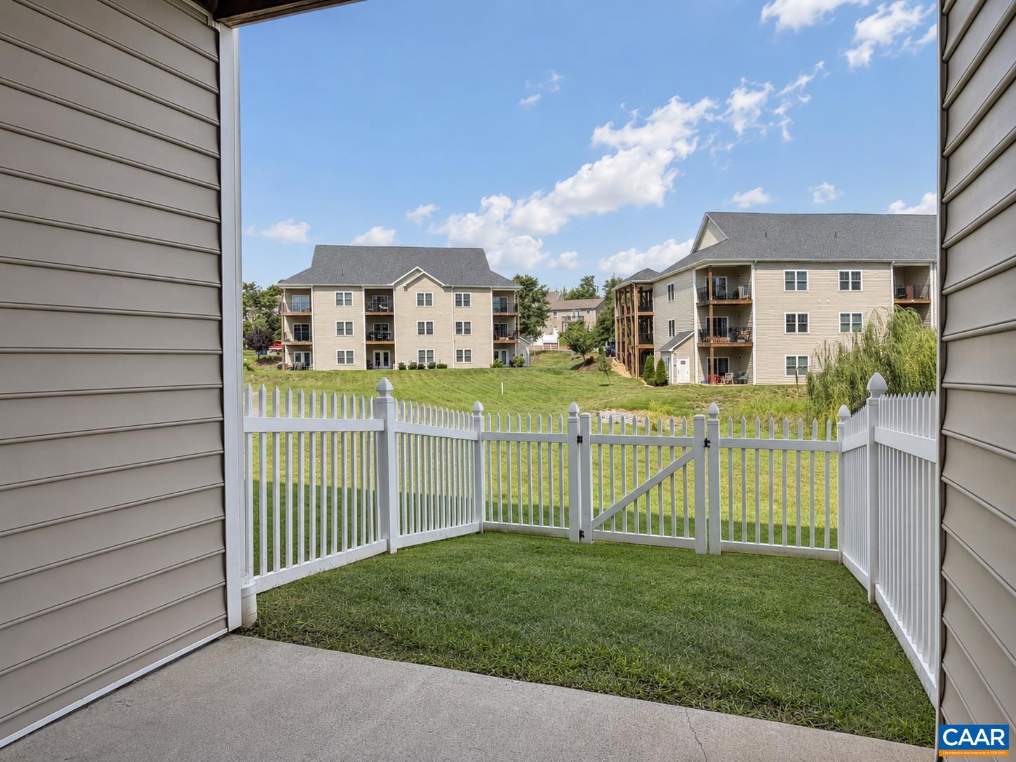 1280 CONSTITUTION CT, HARRISONBURG, Virginia 22802, 2 Bedrooms Bedrooms, ,2 BathroomsBathrooms,Residential,1280 CONSTITUTION CT,680940 MLS # 680940 1280 CONSTITUTION CT, HARRISONBURG, Virginia 22802, 2 Bedrooms Bedrooms, ,2 BathroomsBathrooms,Residential,1280 CONSTITUTION CT,680940 MLS # 680940