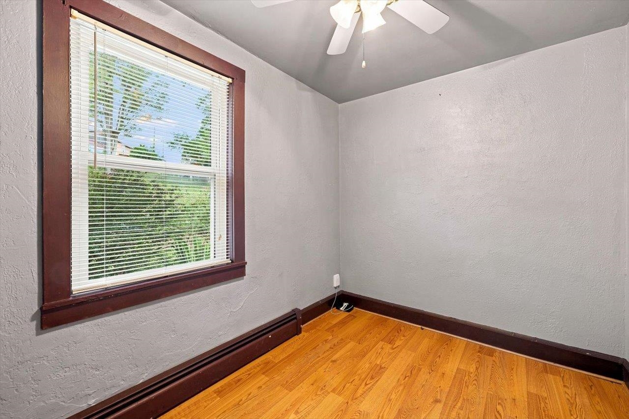 1644 BUICK ST, STAUNTON, Virginia 24401, 3 Bedrooms Bedrooms, ,2 BathroomsBathrooms,Residential,1644 BUICK ST,680941 MLS # 680941 1644 BUICK ST, STAUNTON, Virginia 24401, 3 Bedrooms Bedrooms, ,2 BathroomsBathrooms,Residential,1644 BUICK ST,680941 MLS # 680941