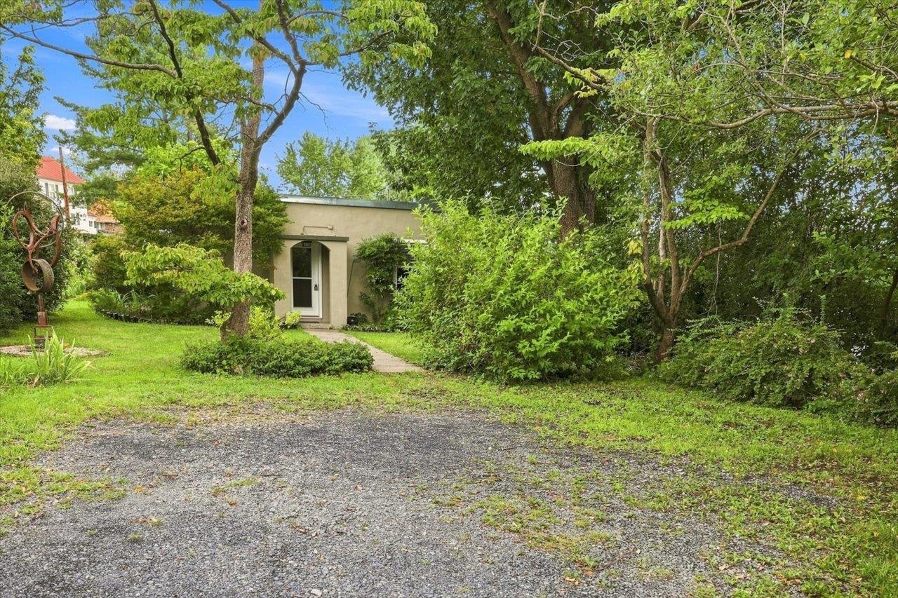 1644 BUICK ST, STAUNTON, Virginia 24401, 3 Bedrooms Bedrooms, ,2 BathroomsBathrooms,Residential,1644 BUICK ST,680941 MLS # 680941 1644 BUICK ST, STAUNTON, Virginia 24401, 3 Bedrooms Bedrooms, ,2 BathroomsBathrooms,Residential,1644 BUICK ST,680941 MLS # 680941