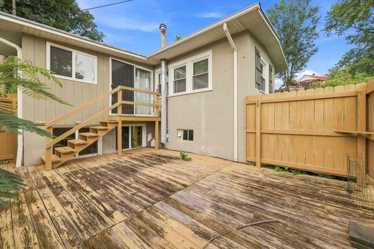 1644 BUICK ST, STAUNTON, Virginia 24401, 3 Bedrooms Bedrooms, ,2 BathroomsBathrooms,Residential,1644 BUICK ST,680941 MLS # 680941 1644 BUICK ST, STAUNTON, Virginia 24401, 3 Bedrooms Bedrooms, ,2 BathroomsBathrooms,Residential,1644 BUICK ST,680941 MLS # 680941