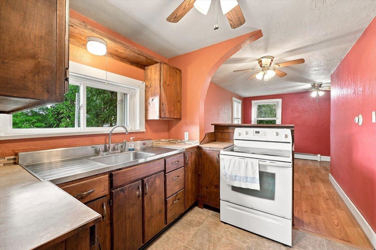 1644 BUICK ST, STAUNTON, Virginia 24401, 3 Bedrooms Bedrooms, ,2 BathroomsBathrooms,Residential,1644 BUICK ST,680941 MLS # 680941 1644 BUICK ST, STAUNTON, Virginia 24401, 3 Bedrooms Bedrooms, ,2 BathroomsBathrooms,Residential,1644 BUICK ST,680941 MLS # 680941