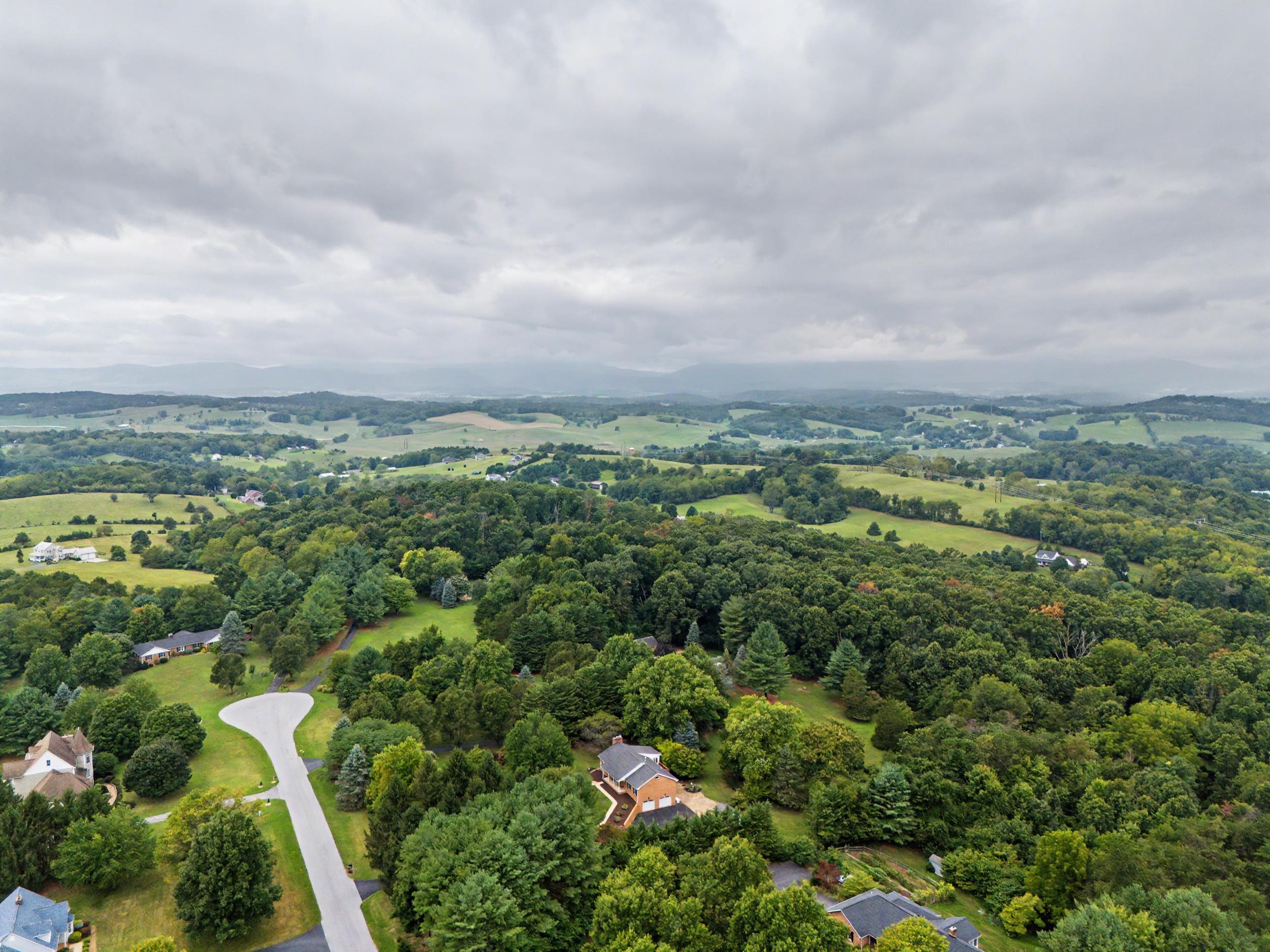317 BALDWIN LN, STAUNTON, Virginia 24401, 3 Bedrooms Bedrooms, ,3 BathroomsBathrooms,Residential,317 BALDWIN LN,680942 MLS # 680942