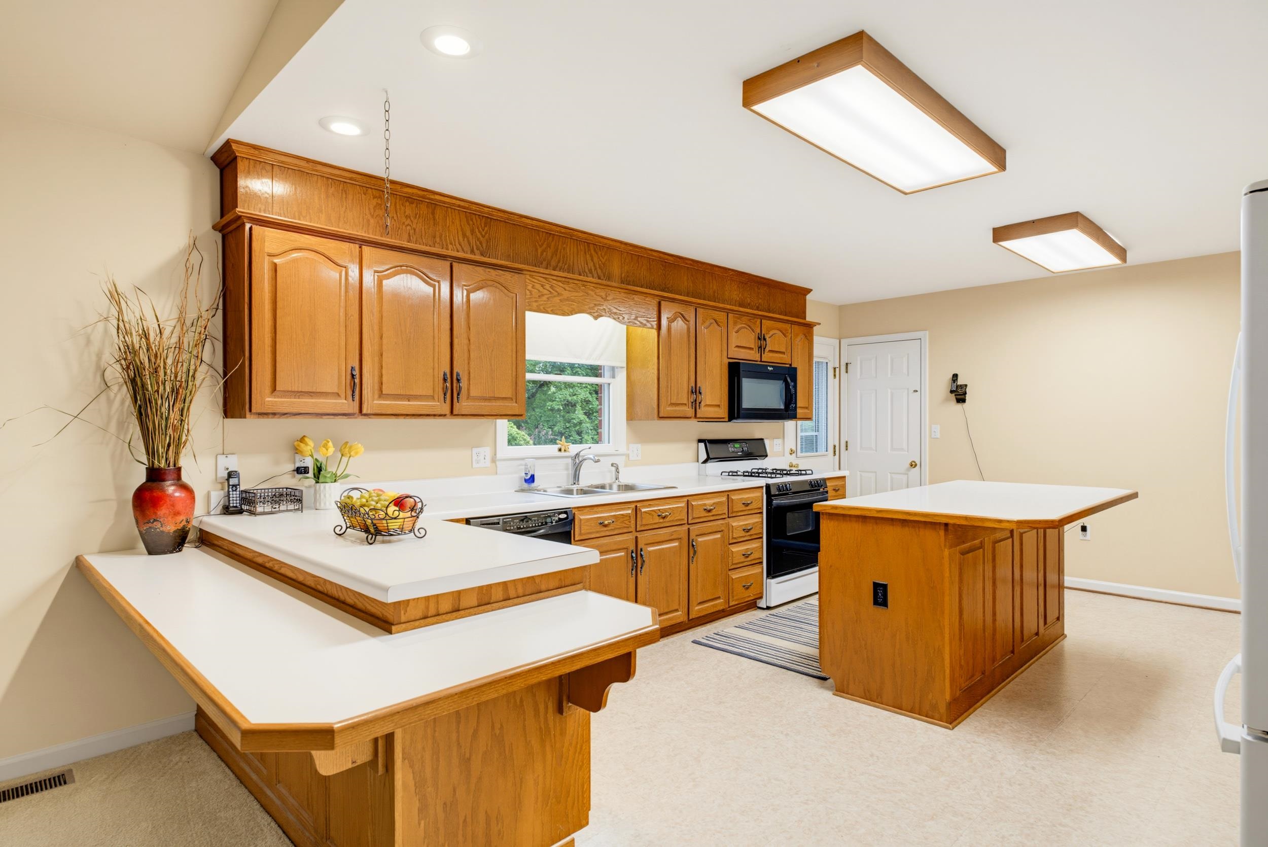 317 BALDWIN LN, STAUNTON, Virginia 24401, 3 Bedrooms Bedrooms, ,3 BathroomsBathrooms,Residential,317 BALDWIN LN,680942 MLS # 680942