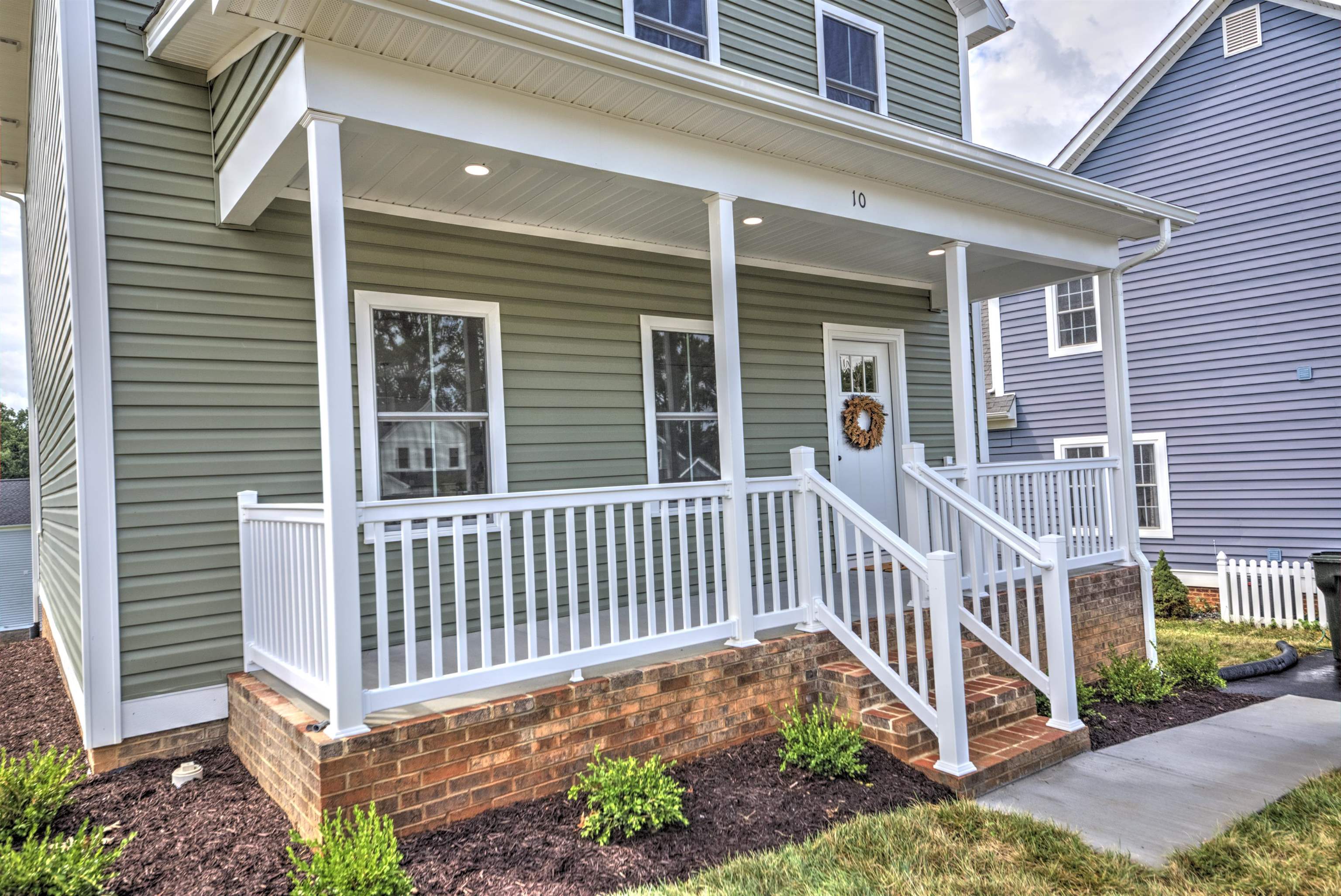 10 TOPSIDE CIR, STAUNTON, Virginia 24401, 3 Bedrooms Bedrooms, ,2 BathroomsBathrooms,Residential,10 TOPSIDE CIR,680944 MLS # 680944 10 TOPSIDE CIR, STAUNTON, Virginia 24401, 3 Bedrooms Bedrooms, ,2 BathroomsBathrooms,Residential,10 TOPSIDE CIR,680944 MLS # 680944