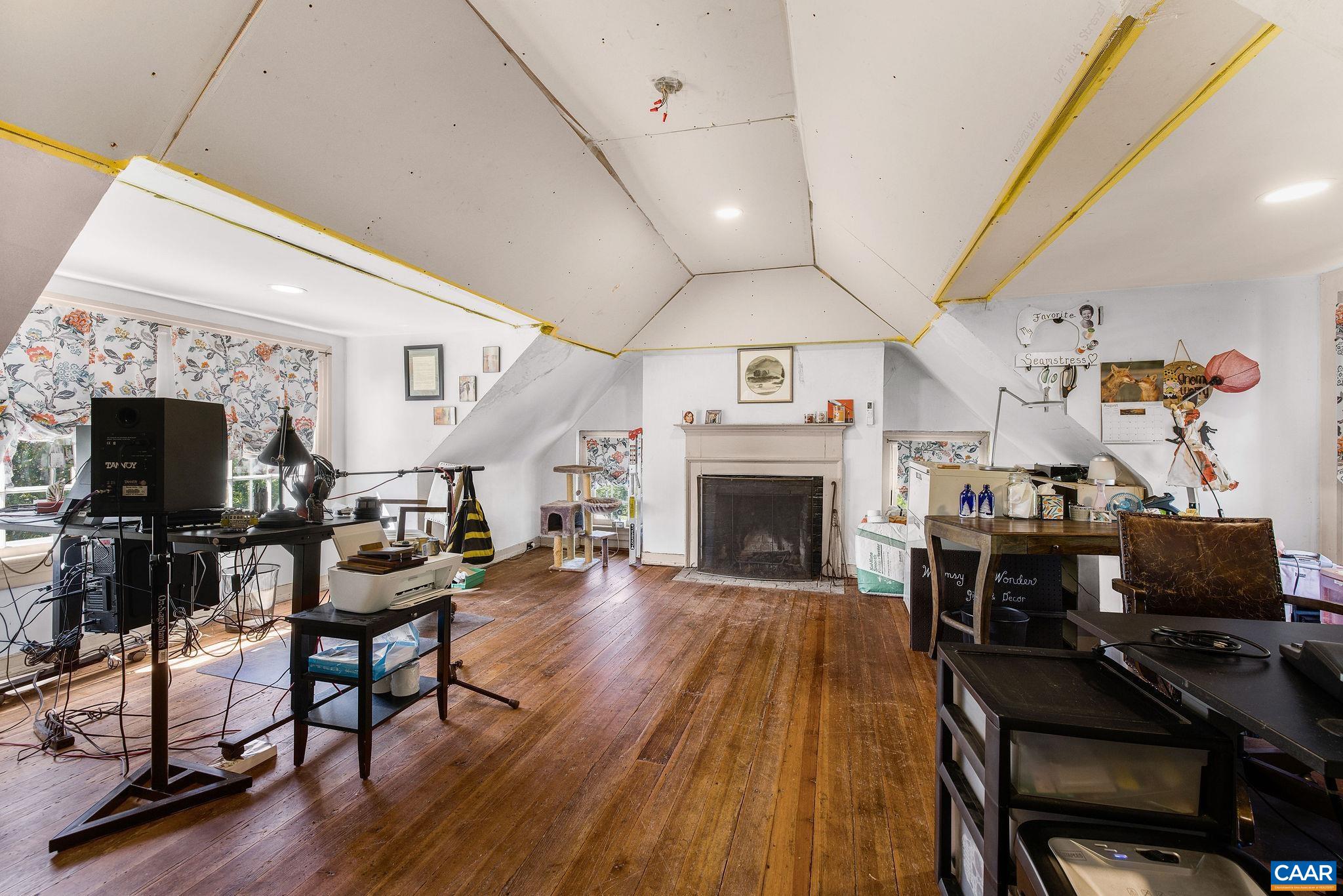 1843 CABELL RD, WINGINA, Virginia 24599, 3 Bedrooms Bedrooms, ,2 BathroomsBathrooms,Residential,c.1812 Bon Aire,1843 CABELL RD,680712 MLS # 680712 1843 CABELL RD, WINGINA, Virginia 24599, 3 Bedrooms Bedrooms, ,2 BathroomsBathrooms,Residential,c.1812 Bon Aire,1843 CABELL RD,680712 MLS # 680712