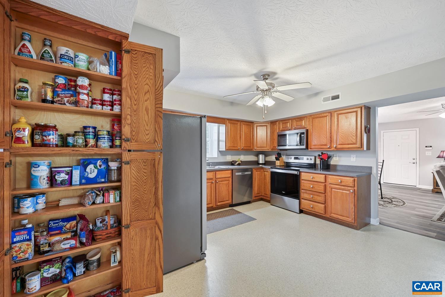 36 ROSE GARDEN LN, FISHERSVILLE, Virginia 22939, 2 Bedrooms Bedrooms, ,1 BathroomBathrooms,Residential,36 ROSE GARDEN LN,680834 MLS # 680834 36 ROSE GARDEN LN, FISHERSVILLE, Virginia 22939, 2 Bedrooms Bedrooms, ,1 BathroomBathrooms,Residential,36 ROSE GARDEN LN,680834 MLS # 680834