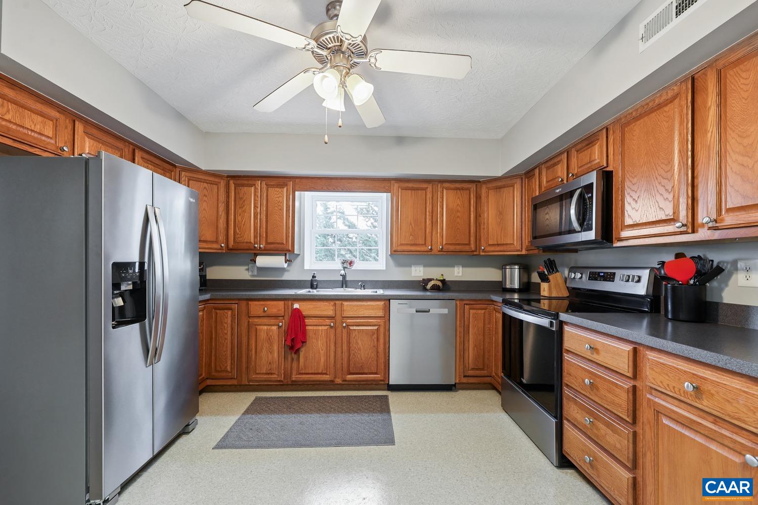 36 ROSE GARDEN LN, FISHERSVILLE, Virginia 22939, 2 Bedrooms Bedrooms, ,1 BathroomBathrooms,Residential,36 ROSE GARDEN LN,680834 MLS # 680834 36 ROSE GARDEN LN, FISHERSVILLE, Virginia 22939, 2 Bedrooms Bedrooms, ,1 BathroomBathrooms,Residential,36 ROSE GARDEN LN,680834 MLS # 680834