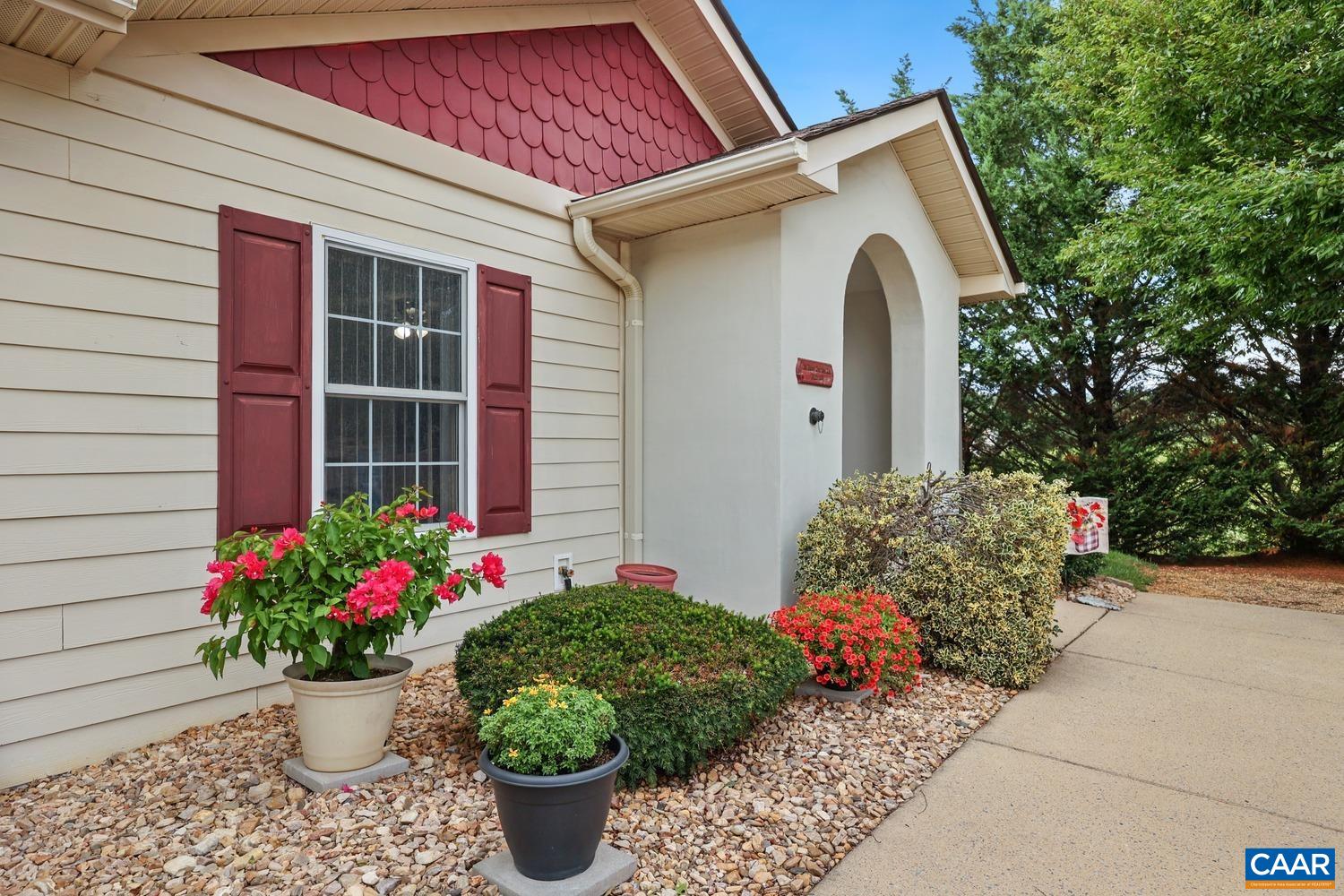 36 ROSE GARDEN LN, FISHERSVILLE, Virginia 22939, 2 Bedrooms Bedrooms, ,1 BathroomBathrooms,Residential,36 ROSE GARDEN LN,680834 MLS # 680834 36 ROSE GARDEN LN, FISHERSVILLE, Virginia 22939, 2 Bedrooms Bedrooms, ,1 BathroomBathrooms,Residential,36 ROSE GARDEN LN,680834 MLS # 680834