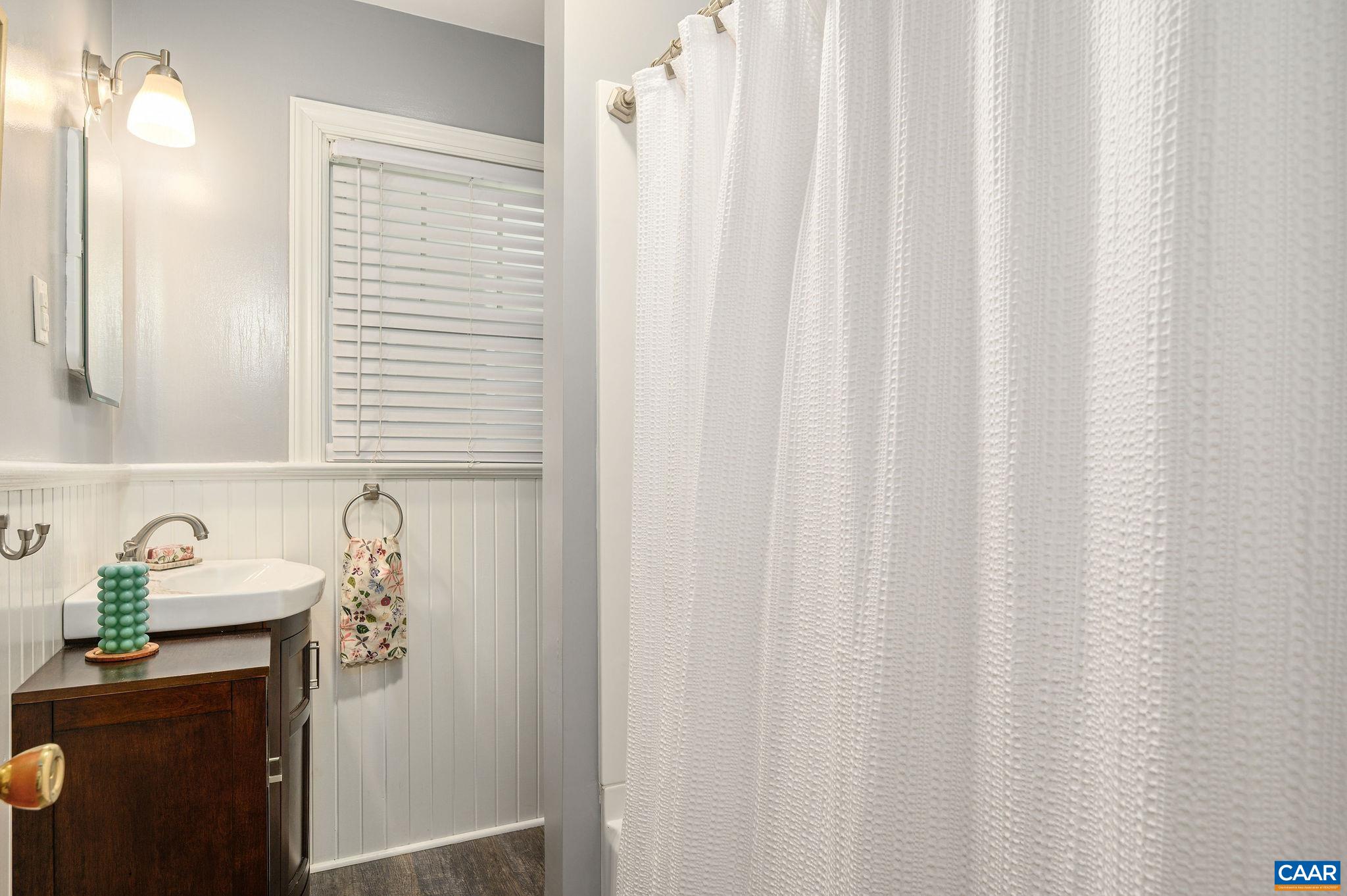 1003 ELLIOTT AVE, CHARLOTTESVILLE, Virginia 22902, 5 Bedrooms Bedrooms, ,2 BathroomsBathrooms,Residential,R-B Zone with Alley Access,1003 ELLIOTT AVE,680949 MLS # 680949 1003 ELLIOTT AVE, CHARLOTTESVILLE, Virginia 22902, 5 Bedrooms Bedrooms, ,2 BathroomsBathrooms,Residential,R-B Zone with Alley Access,1003 ELLIOTT AVE,680949 MLS # 680949