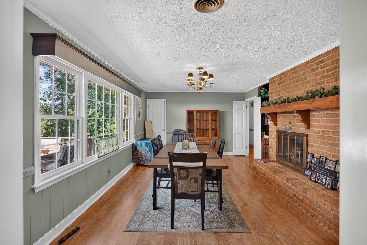 207 CIRCLE VIEW RD, LURAY, Virginia 22835, 4 Bedrooms Bedrooms, ,3 BathroomsBathrooms,Residential,207 CIRCLE VIEW RD,680954 MLS # 680954 207 CIRCLE VIEW RD, LURAY, Virginia 22835, 4 Bedrooms Bedrooms, ,3 BathroomsBathrooms,Residential,207 CIRCLE VIEW RD,680954 MLS # 680954