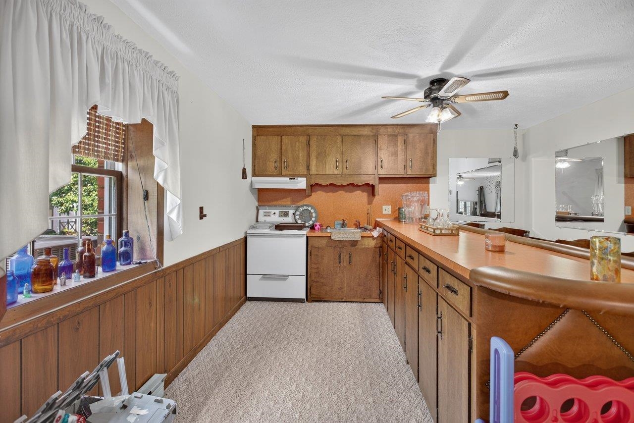 207 CIRCLE VIEW RD, LURAY, Virginia 22835, 4 Bedrooms Bedrooms, ,3 BathroomsBathrooms,Residential,207 CIRCLE VIEW RD,680954 MLS # 680954 207 CIRCLE VIEW RD, LURAY, Virginia 22835, 4 Bedrooms Bedrooms, ,3 BathroomsBathrooms,Residential,207 CIRCLE VIEW RD,680954 MLS # 680954