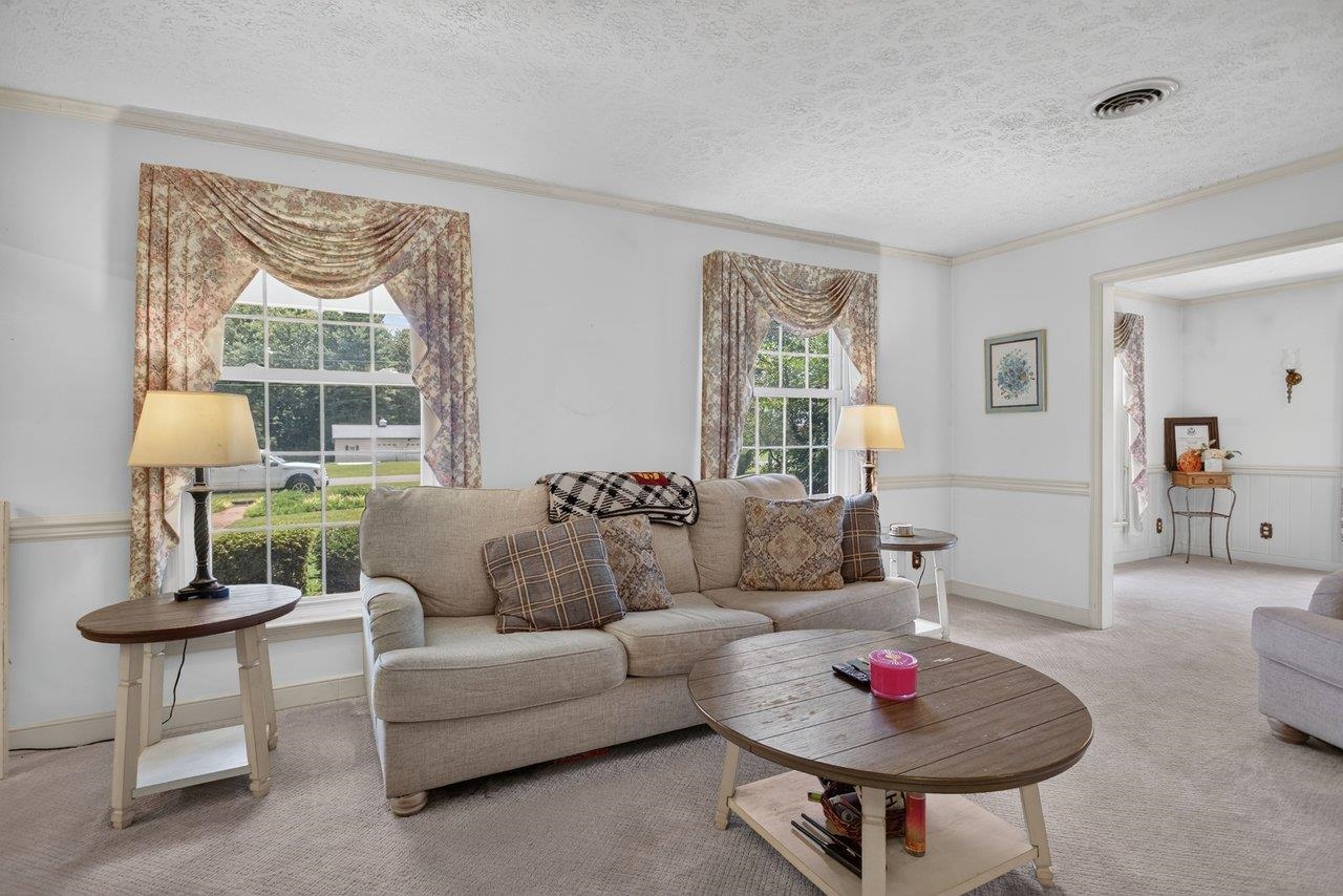207 CIRCLE VIEW RD, LURAY, Virginia 22835, 4 Bedrooms Bedrooms, ,3 BathroomsBathrooms,Residential,207 CIRCLE VIEW RD,680954 MLS # 680954 207 CIRCLE VIEW RD, LURAY, Virginia 22835, 4 Bedrooms Bedrooms, ,3 BathroomsBathrooms,Residential,207 CIRCLE VIEW RD,680954 MLS # 680954