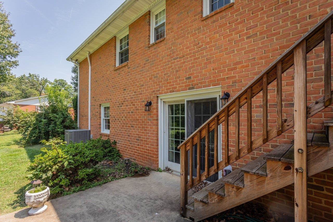 207 CIRCLE VIEW RD, LURAY, Virginia 22835, 4 Bedrooms Bedrooms, ,3 BathroomsBathrooms,Residential,207 CIRCLE VIEW RD,680954 MLS # 680954 207 CIRCLE VIEW RD, LURAY, Virginia 22835, 4 Bedrooms Bedrooms, ,3 BathroomsBathrooms,Residential,207 CIRCLE VIEW RD,680954 MLS # 680954