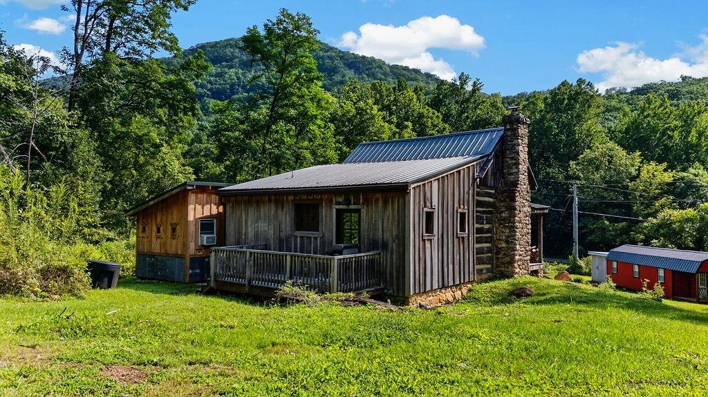 47 ROOSTER RIDGE RD, ROSELAND, Virginia 22967, 1 Bedroom Bedrooms, ,1 BathroomBathrooms,Residential,47 ROOSTER RIDGE RD,680956 MLS # 680956