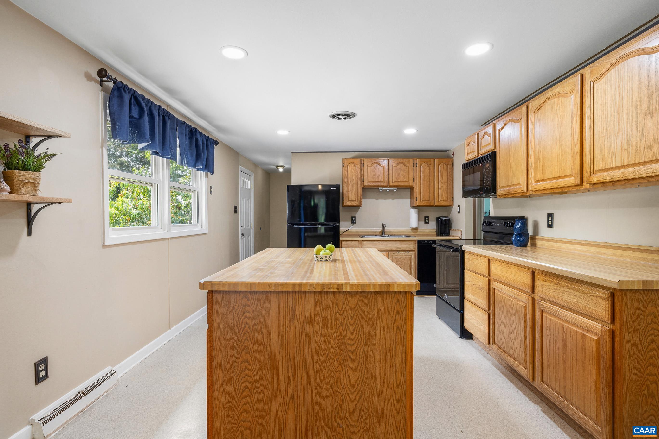 19129 ALLENS LN, CULPEPER, Virginia 22701, 3 Bedrooms Bedrooms, ,1 BathroomBathrooms,Residential,19129 ALLENS LN,679482 MLS # 679482 19129 ALLENS LN, CULPEPER, Virginia 22701, 3 Bedrooms Bedrooms, ,1 BathroomBathrooms,Residential,19129 ALLENS LN,679482 MLS # 679482
