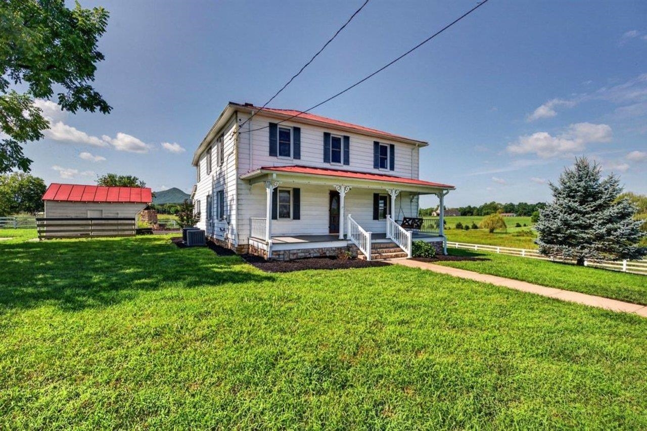 467 VISTA VIEW RD, STANLEY, Virginia 22851, 4 Bedrooms Bedrooms, ,3 BathroomsBathrooms,Residential,467 VISTA VIEW RD,680966 MLS # 680966 467 VISTA VIEW RD, STANLEY, Virginia 22851, 4 Bedrooms Bedrooms, ,3 BathroomsBathrooms,Residential,467 VISTA VIEW RD,680966 MLS # 680966