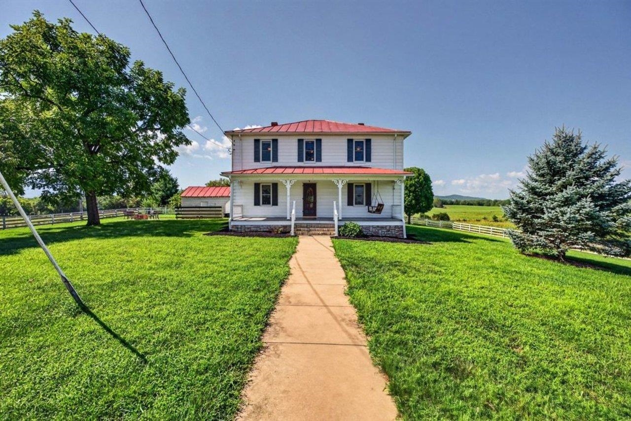 467 VISTA VIEW RD, STANLEY, Virginia 22851, 4 Bedrooms Bedrooms, ,3 BathroomsBathrooms,Residential,467 VISTA VIEW RD,680966 MLS # 680966 467 VISTA VIEW RD, STANLEY, Virginia 22851, 4 Bedrooms Bedrooms, ,3 BathroomsBathrooms,Residential,467 VISTA VIEW RD,680966 MLS # 680966