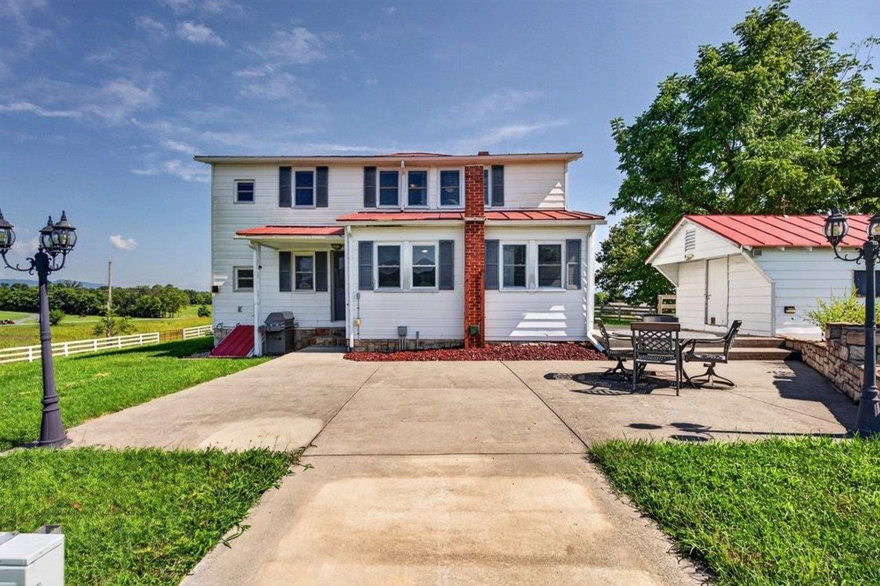 467 VISTA VIEW RD, STANLEY, Virginia 22851, 4 Bedrooms Bedrooms, ,3 BathroomsBathrooms,Residential,467 VISTA VIEW RD,680966 MLS # 680966 467 VISTA VIEW RD, STANLEY, Virginia 22851, 4 Bedrooms Bedrooms, ,3 BathroomsBathrooms,Residential,467 VISTA VIEW RD,680966 MLS # 680966