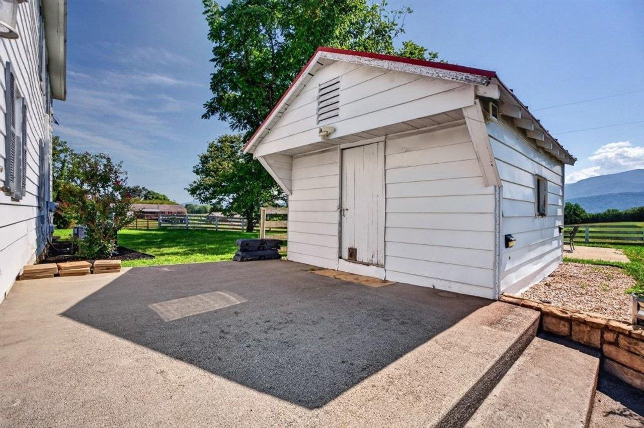 467 VISTA VIEW RD, STANLEY, Virginia 22851, 4 Bedrooms Bedrooms, ,3 BathroomsBathrooms,Residential,467 VISTA VIEW RD,680966 MLS # 680966 467 VISTA VIEW RD, STANLEY, Virginia 22851, 4 Bedrooms Bedrooms, ,3 BathroomsBathrooms,Residential,467 VISTA VIEW RD,680966 MLS # 680966