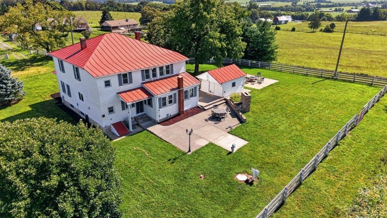 467 VISTA VIEW RD, STANLEY, Virginia 22851, 4 Bedrooms Bedrooms, ,3 BathroomsBathrooms,Residential,467 VISTA VIEW RD,680966 MLS # 680966 467 VISTA VIEW RD, STANLEY, Virginia 22851, 4 Bedrooms Bedrooms, ,3 BathroomsBathrooms,Residential,467 VISTA VIEW RD,680966 MLS # 680966