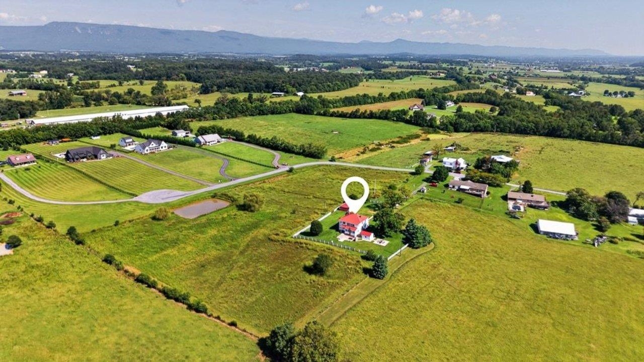 467 VISTA VIEW RD, STANLEY, Virginia 22851, 4 Bedrooms Bedrooms, ,3 BathroomsBathrooms,Residential,467 VISTA VIEW RD,680966 MLS # 680966 467 VISTA VIEW RD, STANLEY, Virginia 22851, 4 Bedrooms Bedrooms, ,3 BathroomsBathrooms,Residential,467 VISTA VIEW RD,680966 MLS # 680966