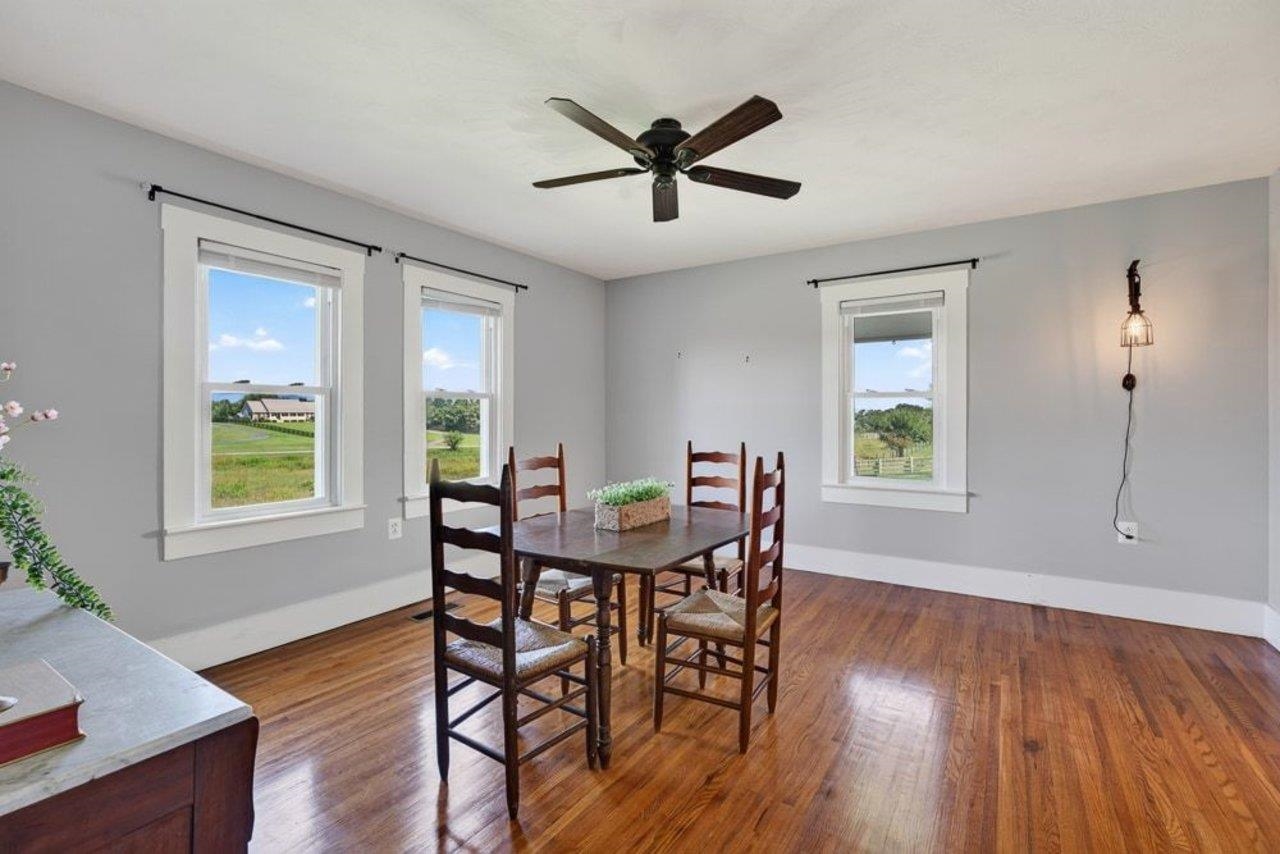 467 VISTA VIEW RD, STANLEY, Virginia 22851, 4 Bedrooms Bedrooms, ,3 BathroomsBathrooms,Residential,467 VISTA VIEW RD,680966 MLS # 680966 467 VISTA VIEW RD, STANLEY, Virginia 22851, 4 Bedrooms Bedrooms, ,3 BathroomsBathrooms,Residential,467 VISTA VIEW RD,680966 MLS # 680966