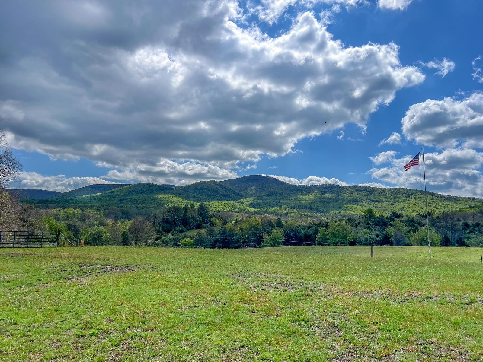 Beautiful long range views from camp! Beautiful long range views from camp!
