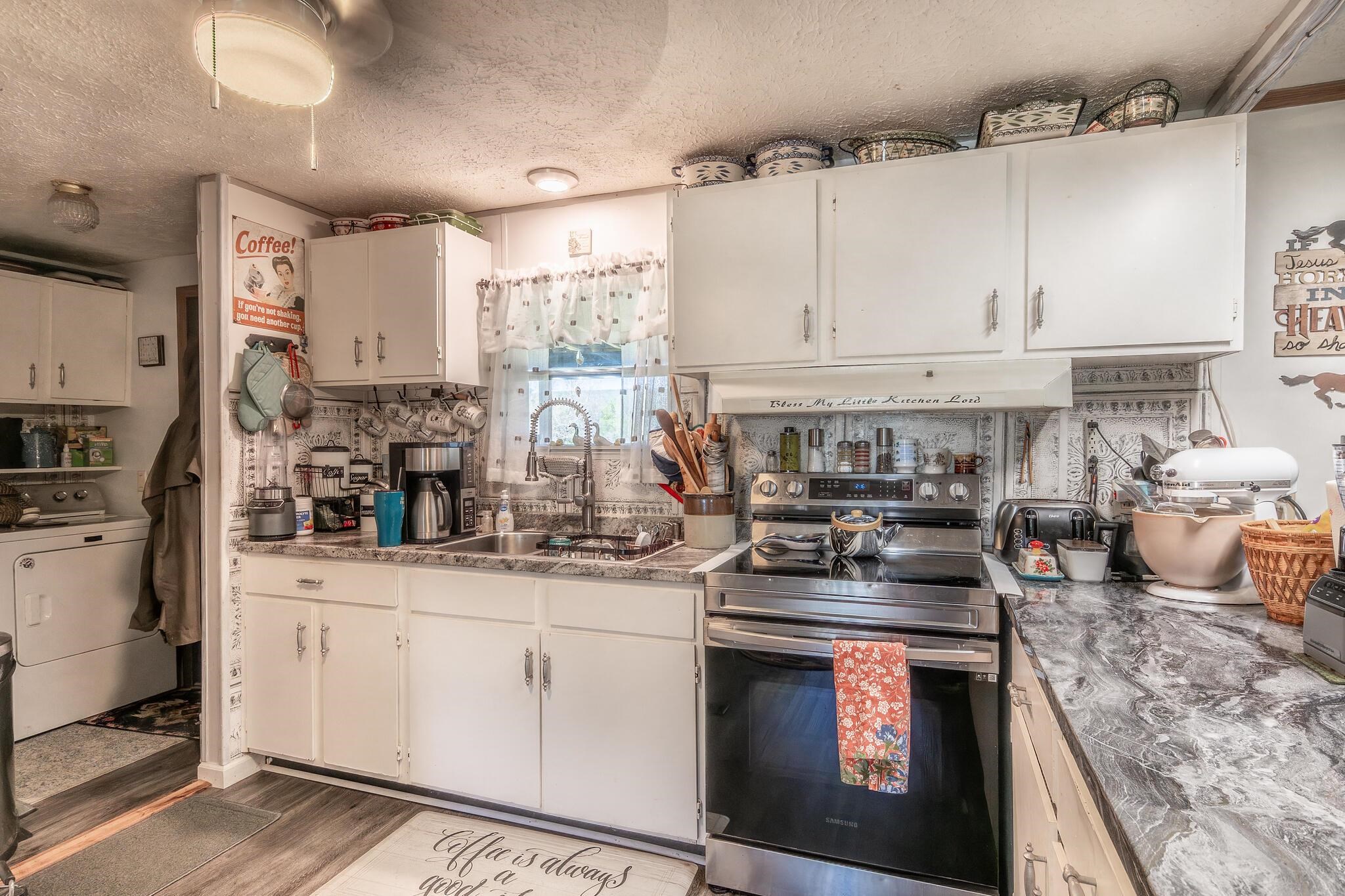 Kitchen Kitchen