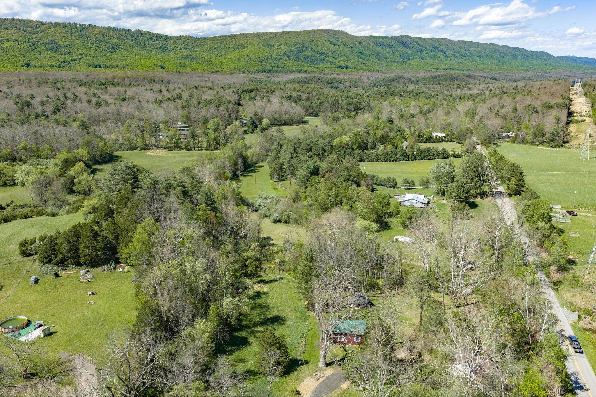 Wildlife is abundant, with frequent sightings of deer, turkey, bear, and small game, making this a prime setting for hunting or simply enjoying nature. Wildlife is abundant, with frequent sightings of deer, turkey, bear, and small game, making this a prime setting for hunting or simply enjoying nature.