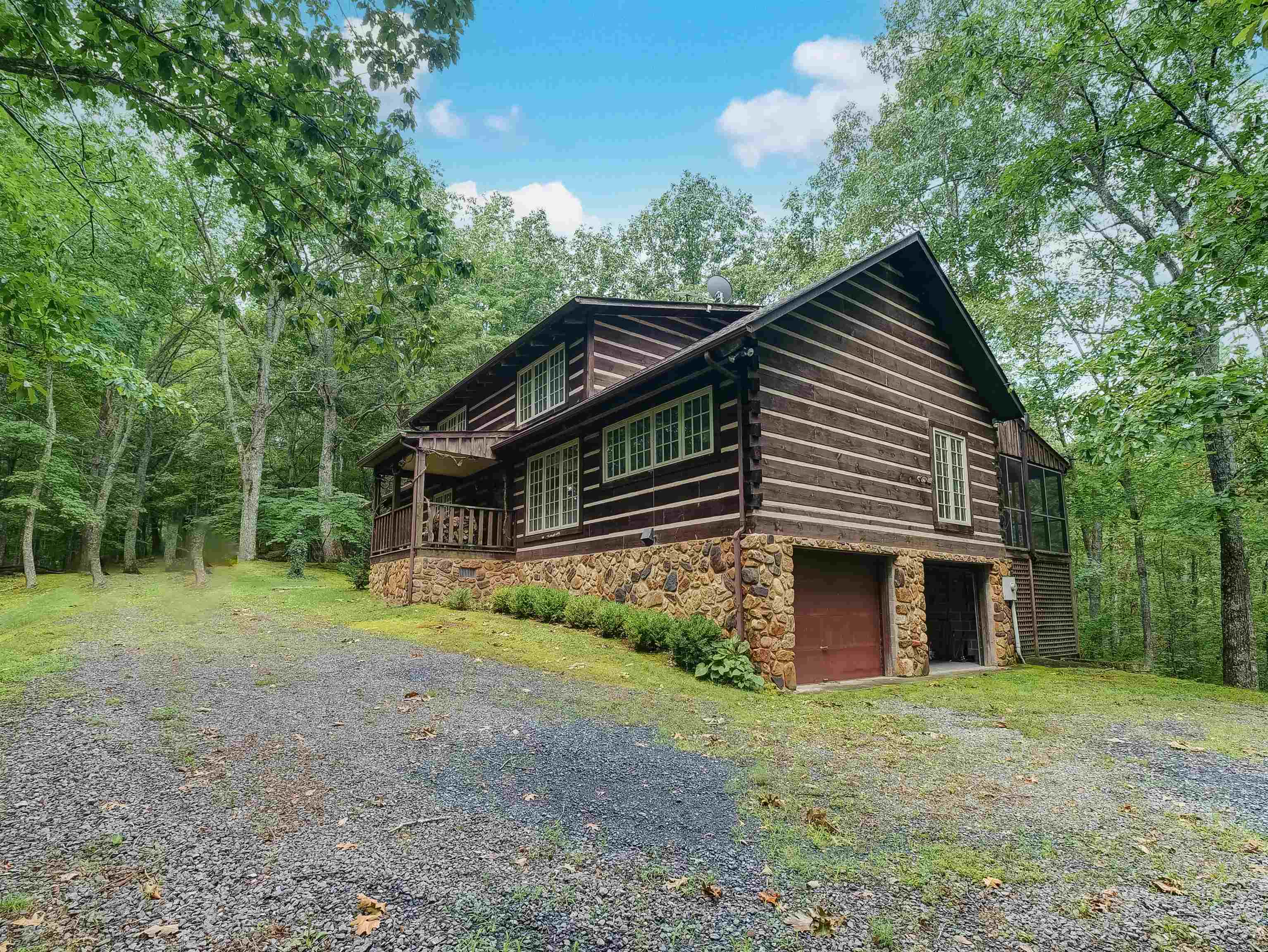 6722 DOUTHAT RD, MILLBORO, Virginia 24460, 3 Bedrooms Bedrooms, ,3 BathroomsBathrooms,Residential,6722 DOUTHAT RD,680975 MLS # 680975