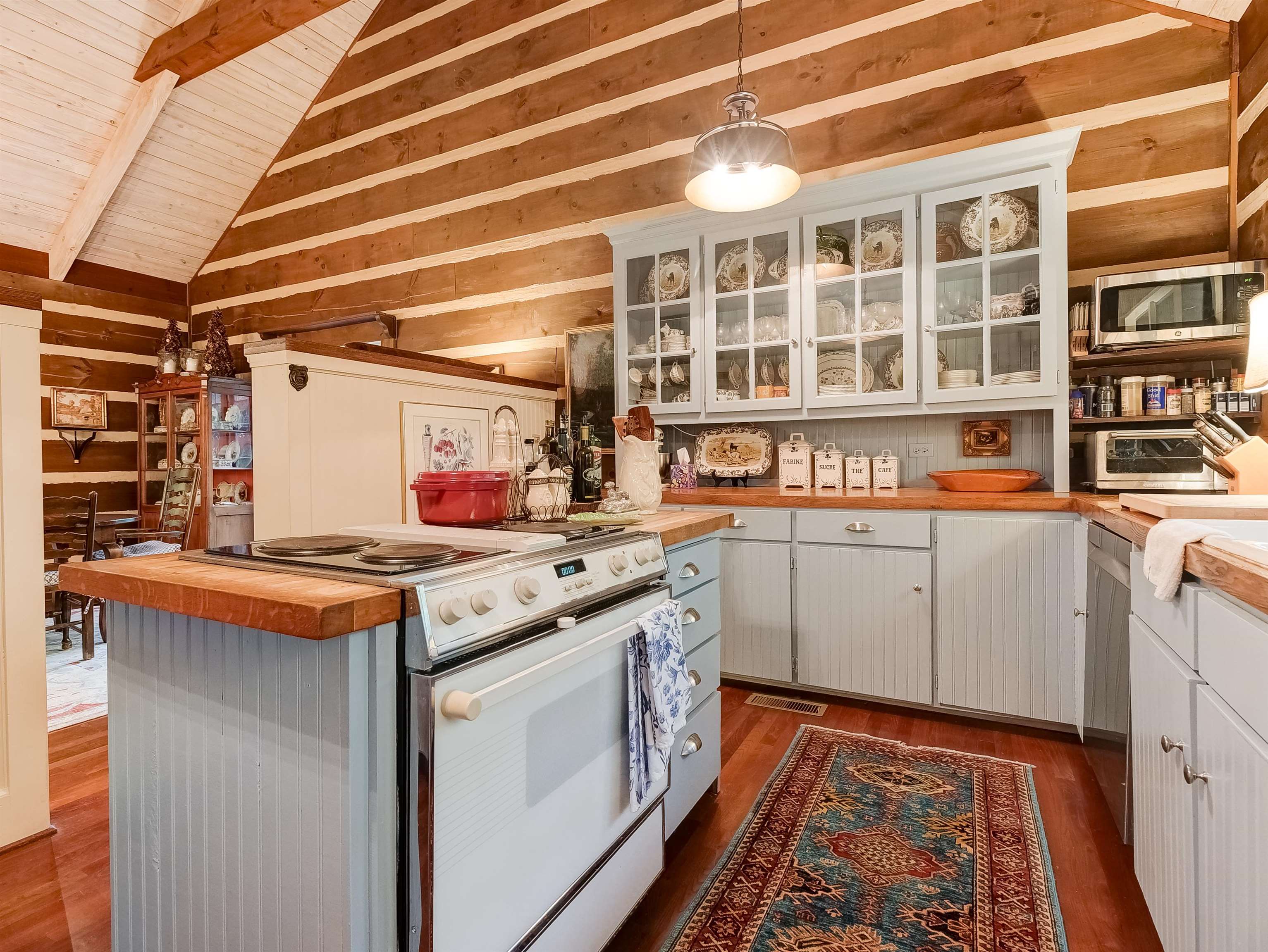 6722 DOUTHAT RD, MILLBORO, Virginia 24460, 3 Bedrooms Bedrooms, ,3 BathroomsBathrooms,Residential,6722 DOUTHAT RD,680975 MLS # 680975