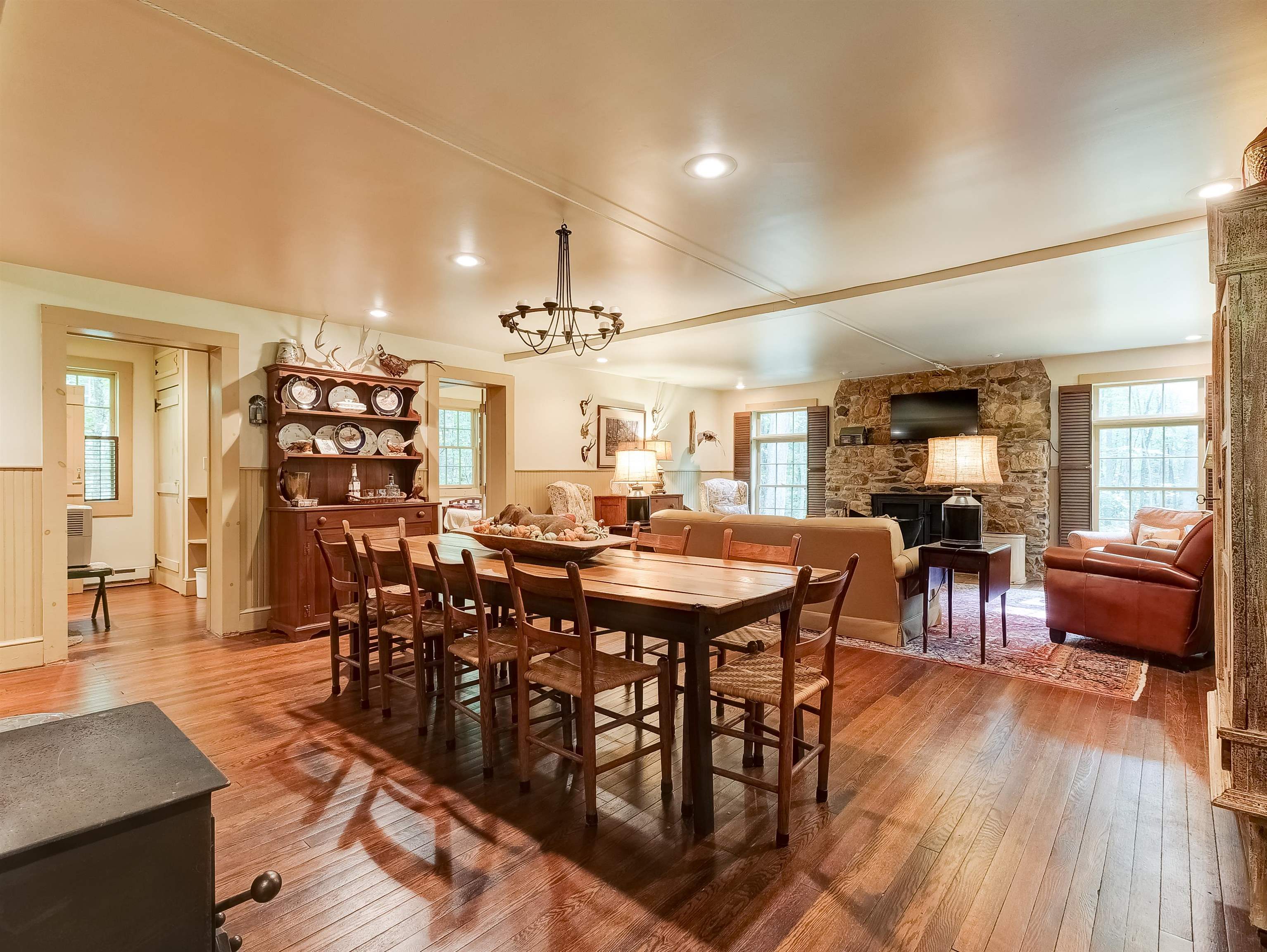 6722 DOUTHAT RD, MILLBORO, Virginia 24460, 3 Bedrooms Bedrooms, ,3 BathroomsBathrooms,Residential,6722 DOUTHAT RD,680975 MLS # 680975