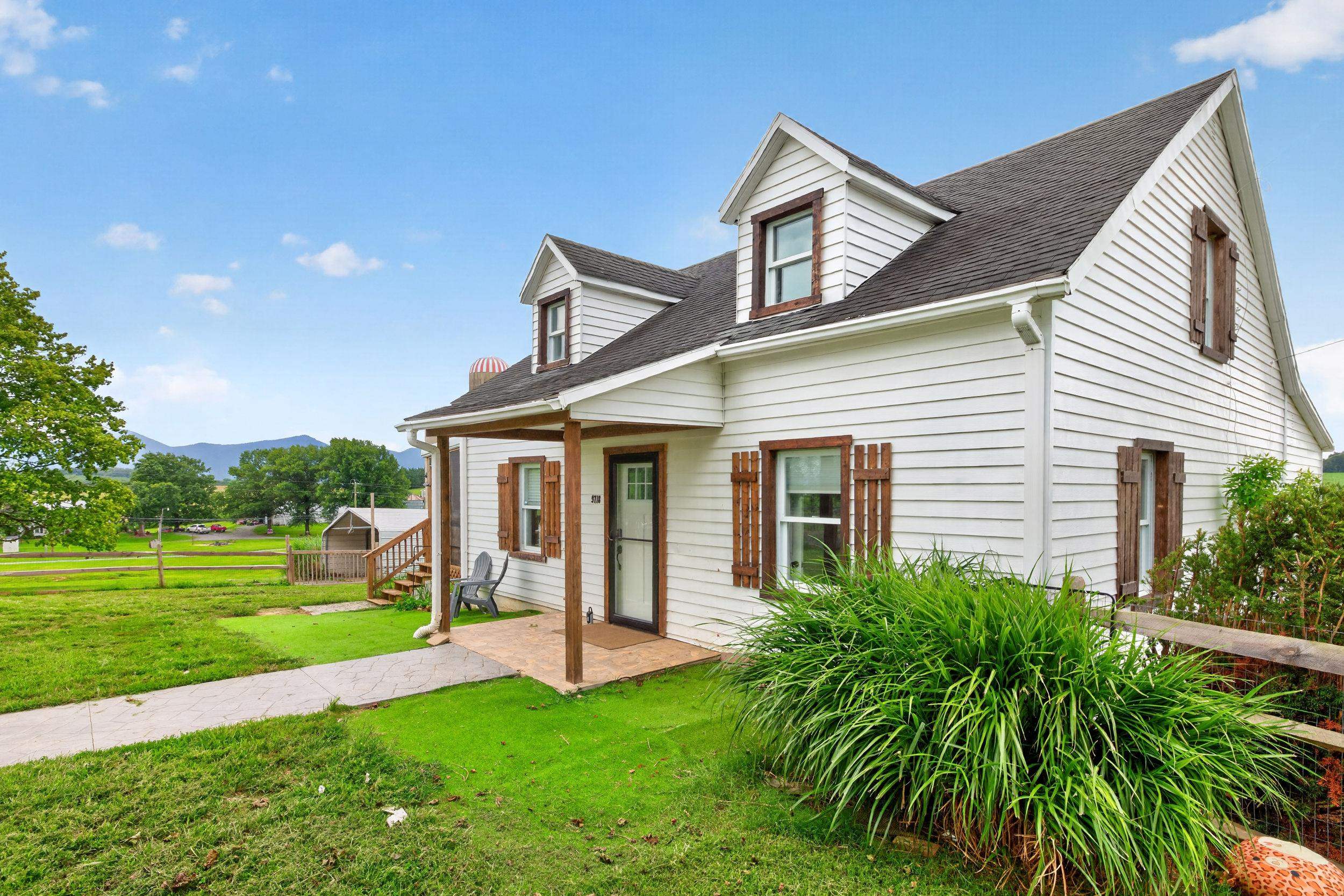 9718 VALLEY VIEW RD, MCGAHEYSVILLE, Virginia 22840, 3 Bedrooms Bedrooms, ,2 BathroomsBathrooms,Residential,9718 VALLEY VIEW RD,680977 MLS # 680977 9718 VALLEY VIEW RD, MCGAHEYSVILLE, Virginia 22840, 3 Bedrooms Bedrooms, ,2 BathroomsBathrooms,Residential,9718 VALLEY VIEW RD,680977 MLS # 680977
