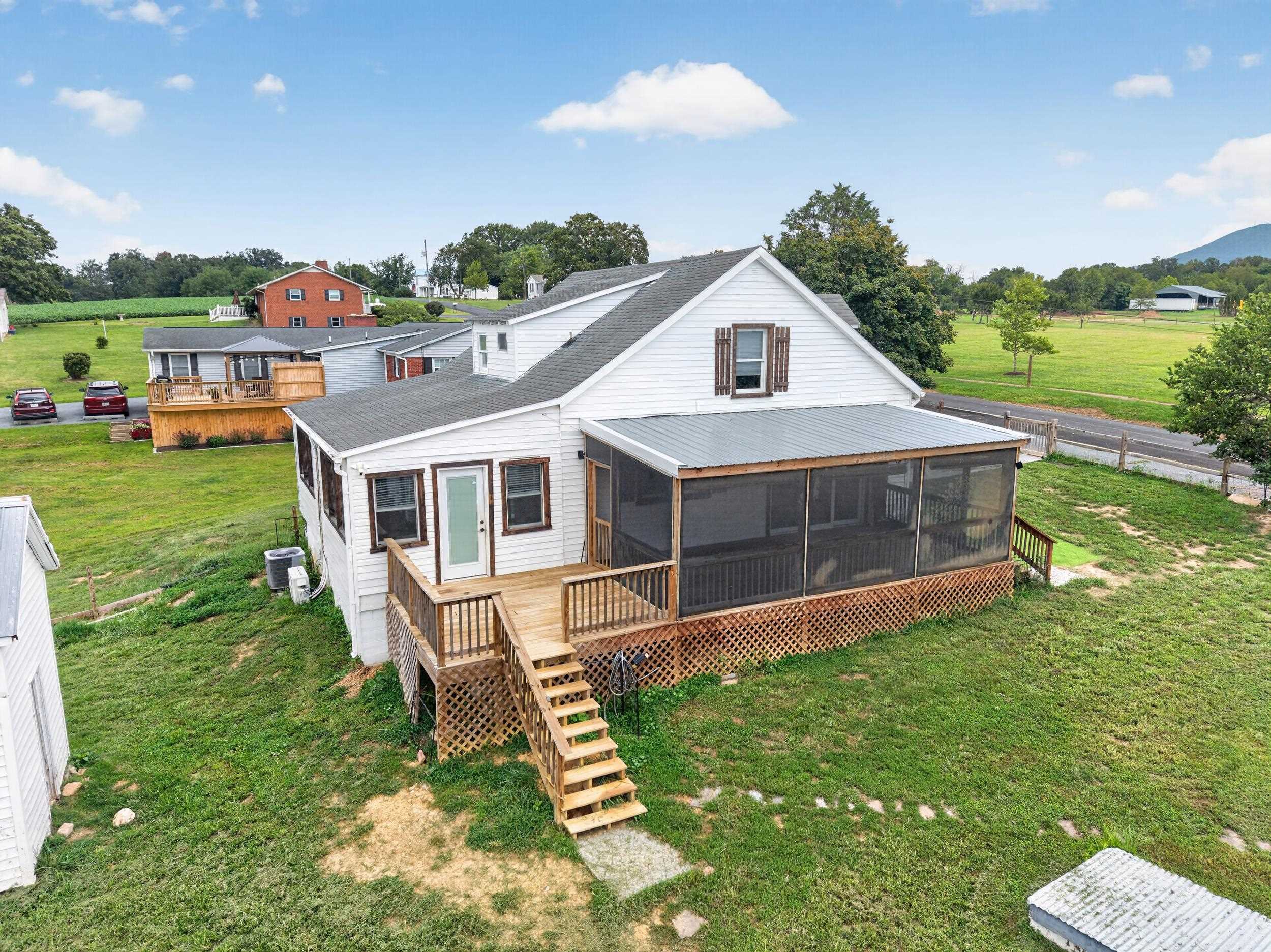 9718 VALLEY VIEW RD, MCGAHEYSVILLE, Virginia 22840, 3 Bedrooms Bedrooms, ,2 BathroomsBathrooms,Residential,9718 VALLEY VIEW RD,680977 MLS # 680977 9718 VALLEY VIEW RD, MCGAHEYSVILLE, Virginia 22840, 3 Bedrooms Bedrooms, ,2 BathroomsBathrooms,Residential,9718 VALLEY VIEW RD,680977 MLS # 680977