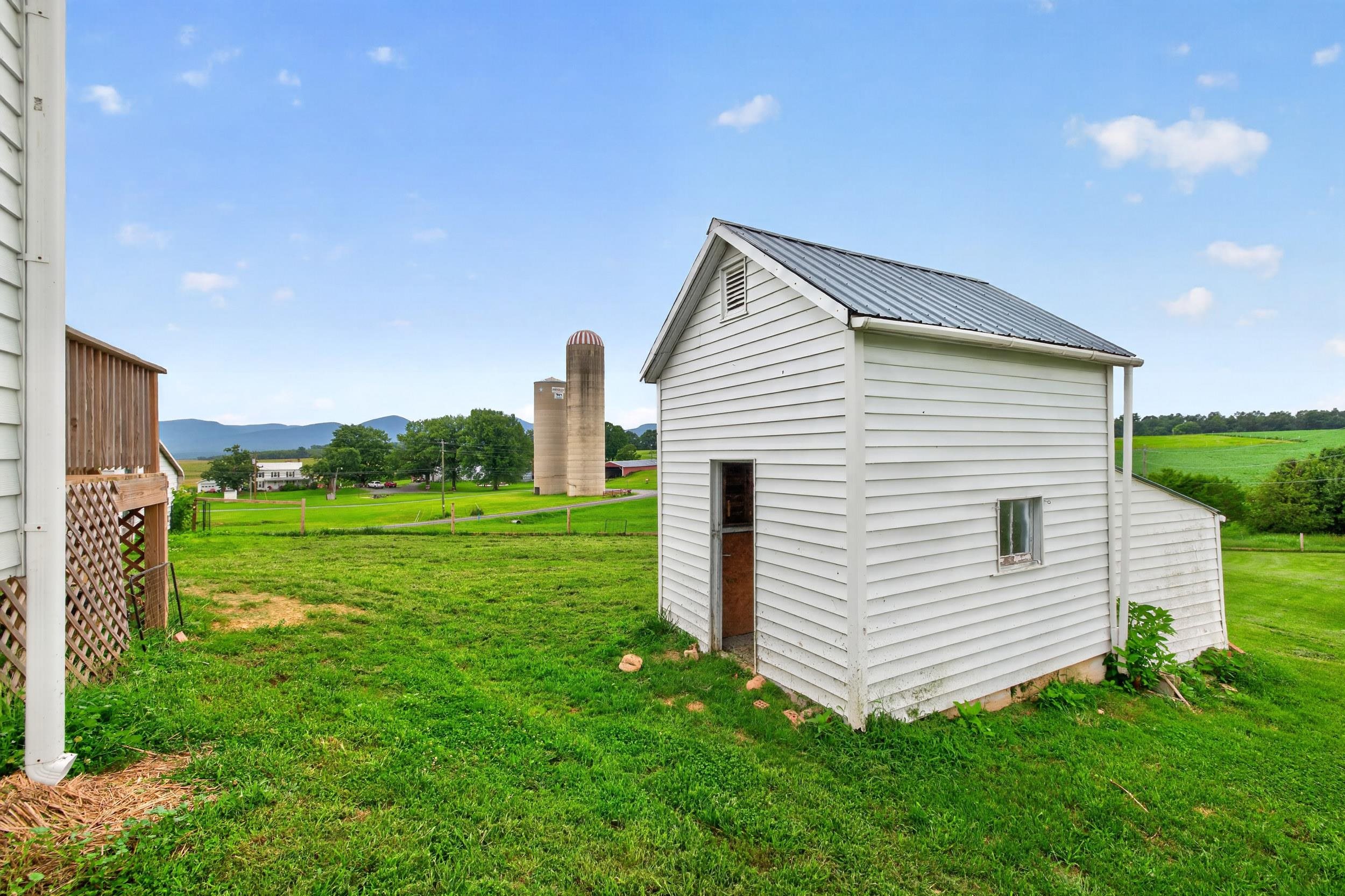 9718 VALLEY VIEW RD, MCGAHEYSVILLE, Virginia 22840, 3 Bedrooms Bedrooms, ,2 BathroomsBathrooms,Residential,9718 VALLEY VIEW RD,680977 MLS # 680977 9718 VALLEY VIEW RD, MCGAHEYSVILLE, Virginia 22840, 3 Bedrooms Bedrooms, ,2 BathroomsBathrooms,Residential,9718 VALLEY VIEW RD,680977 MLS # 680977