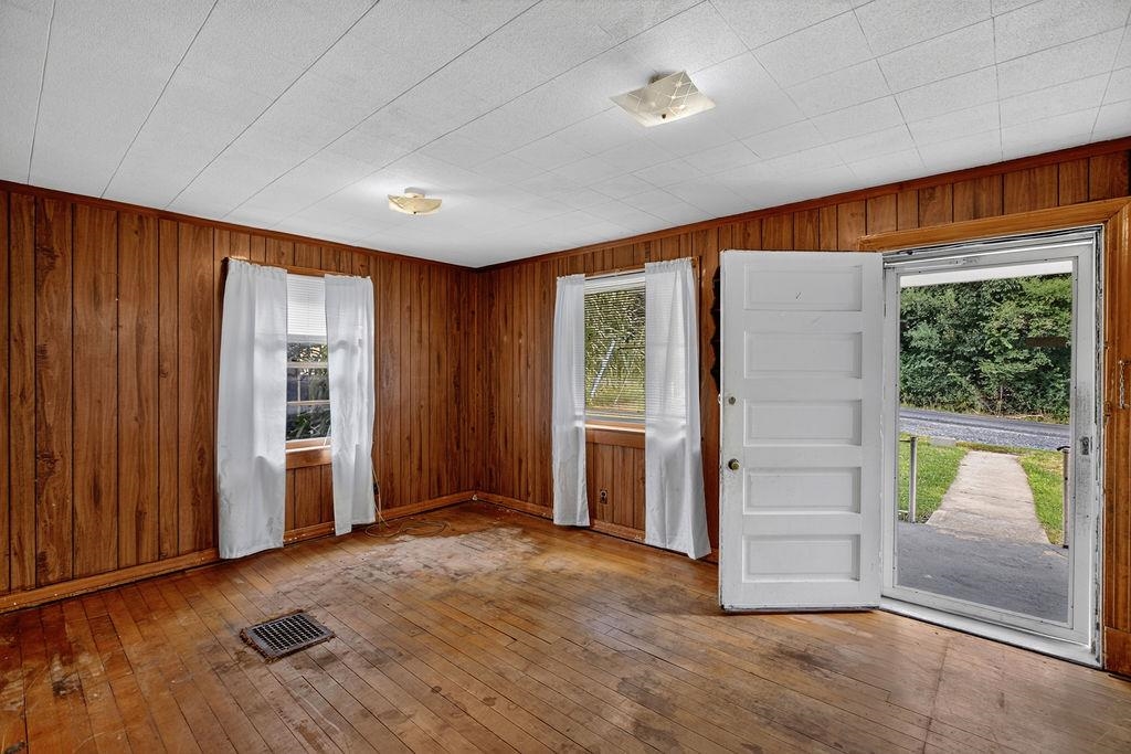 134 MAURY MILL RD, VERONA, Virginia 24482, 2 Bedrooms Bedrooms, ,1 BathroomBathrooms,Residential,134 MAURY MILL RD,680979 MLS # 680979